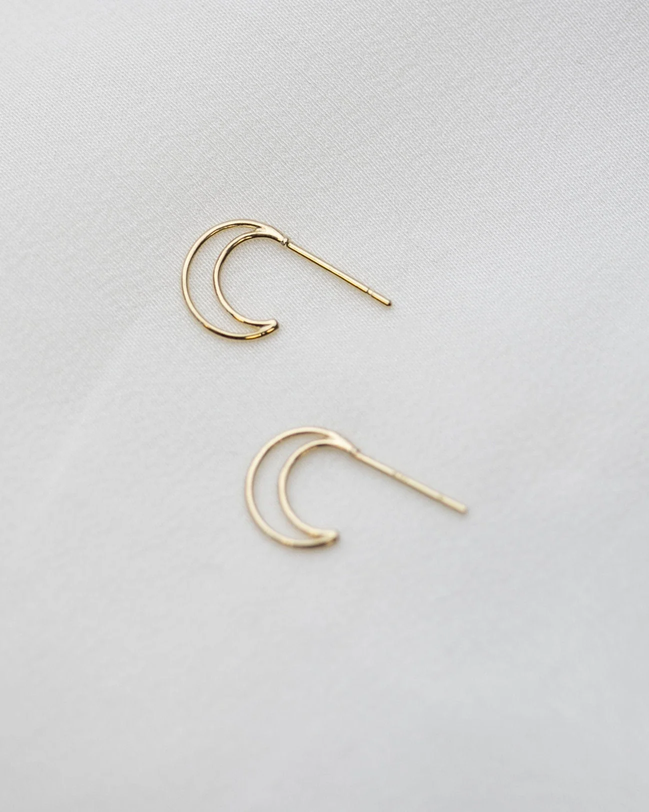 14k Crescent Moon Earrings - Image 3
