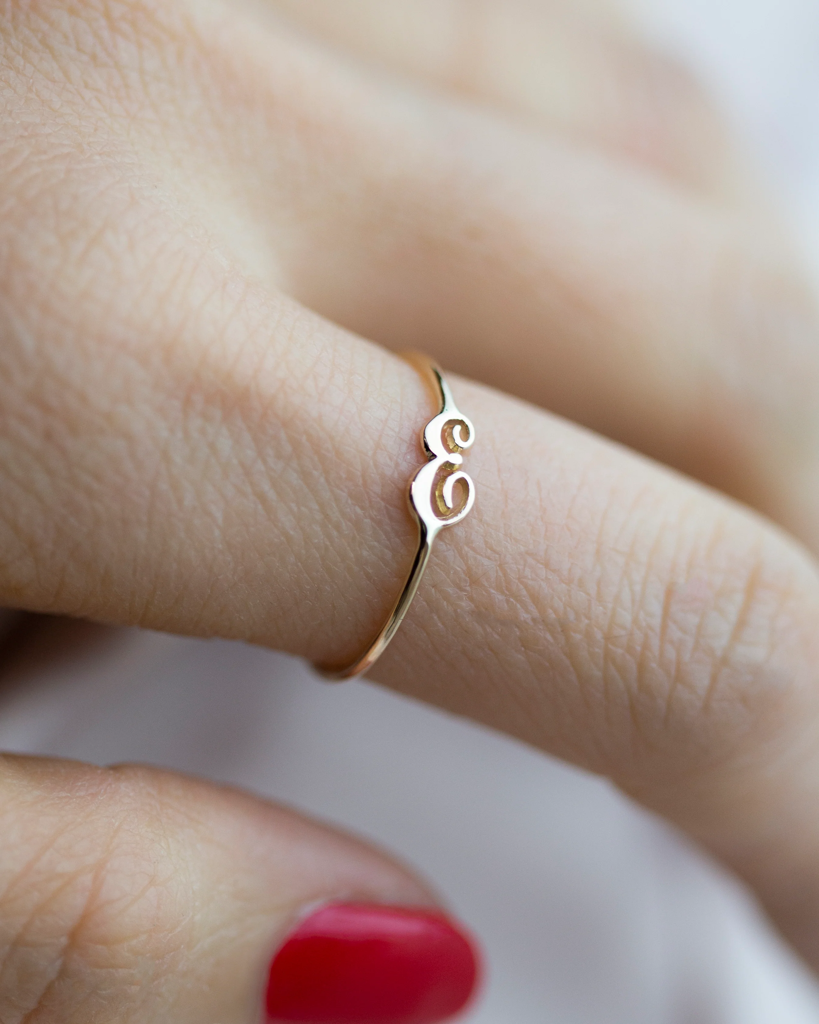 14k Cursive Letter Ring - Image 7
