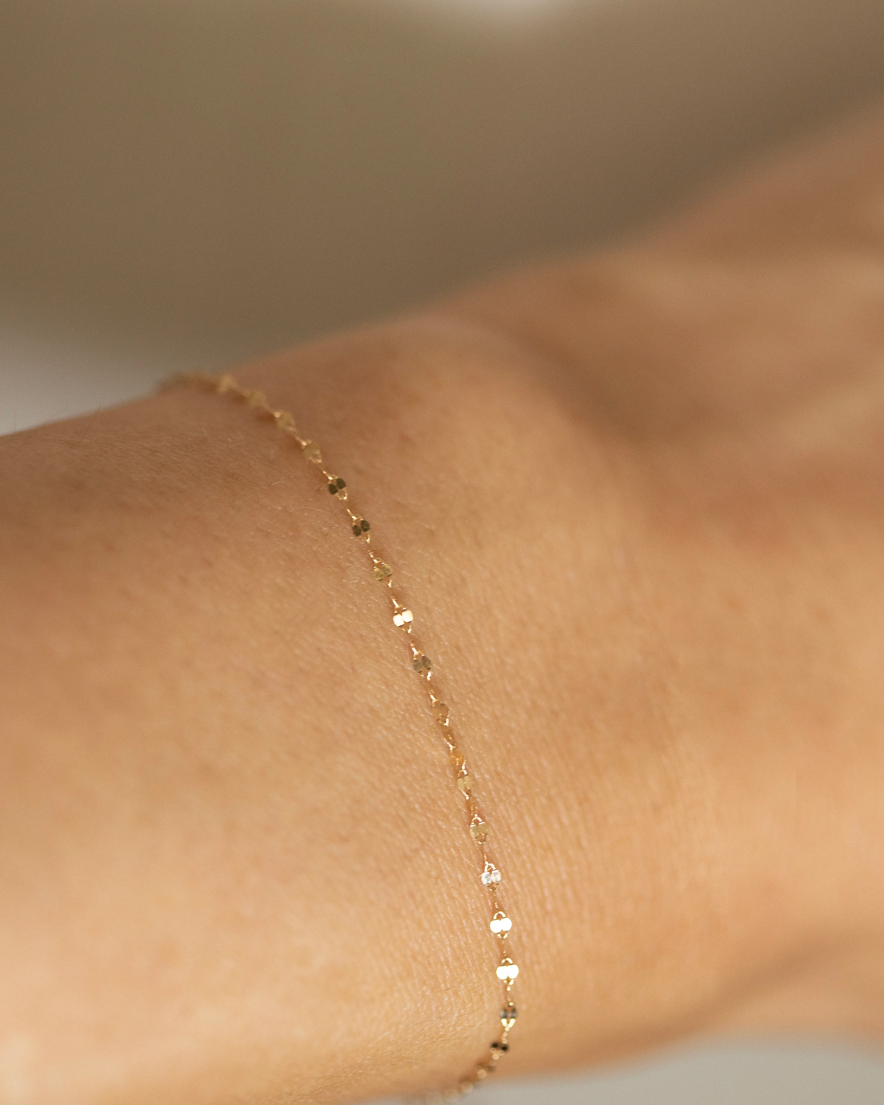 14k Dainty Dapped Chain Bracelet - Image 2