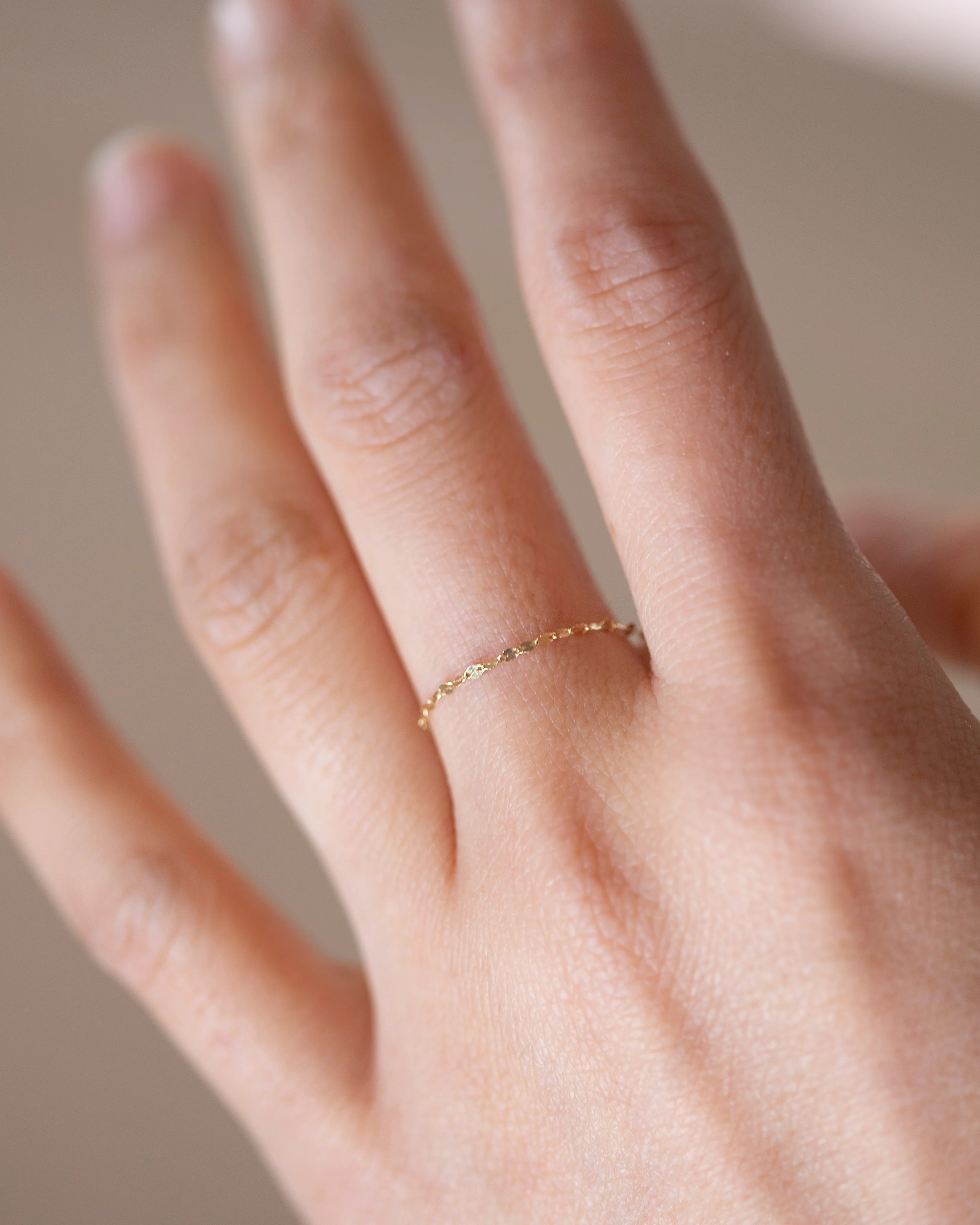 14k Dainty Dapped Chain Ring - Image 3