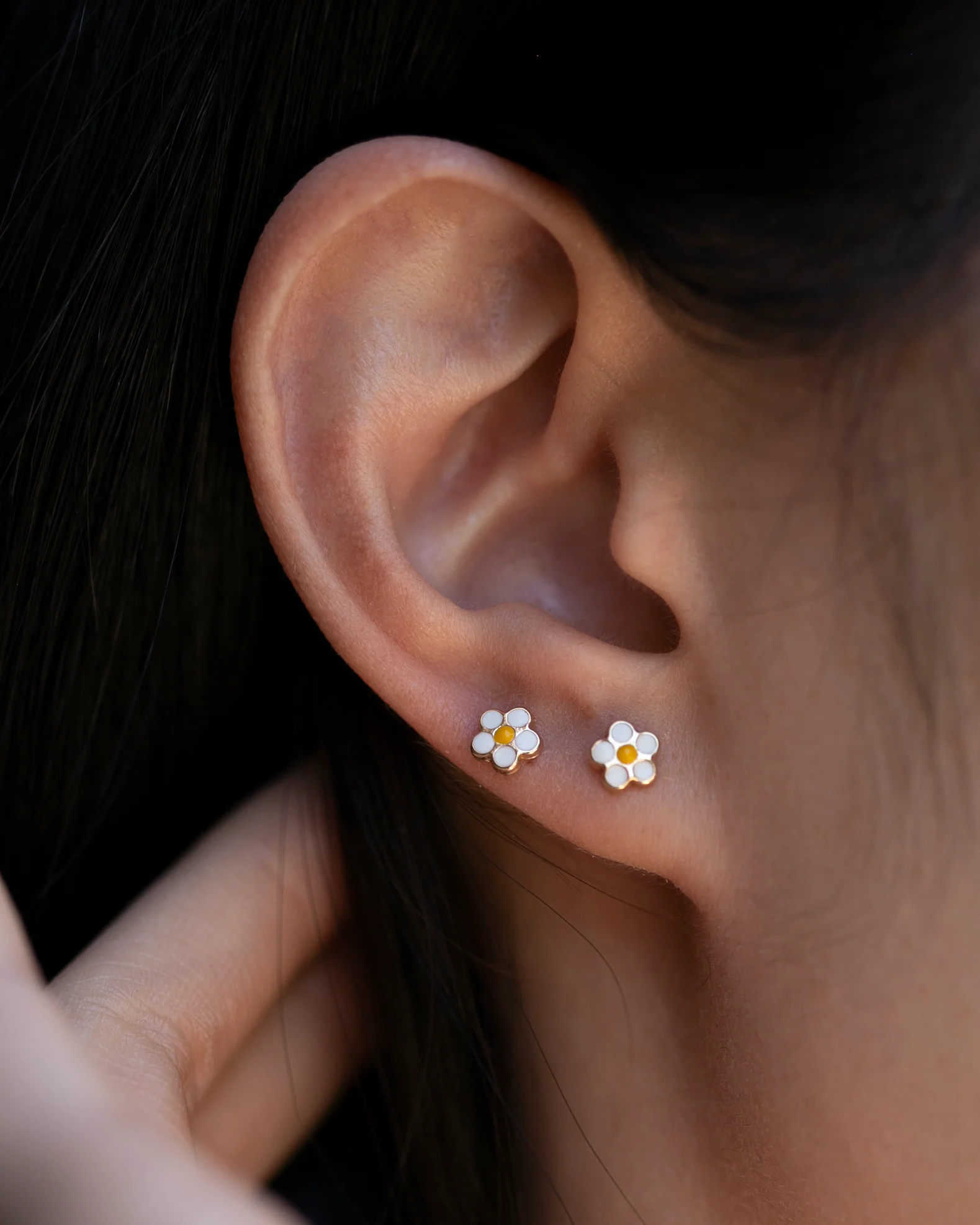 14k Daisy Stud Earrings - Image 8