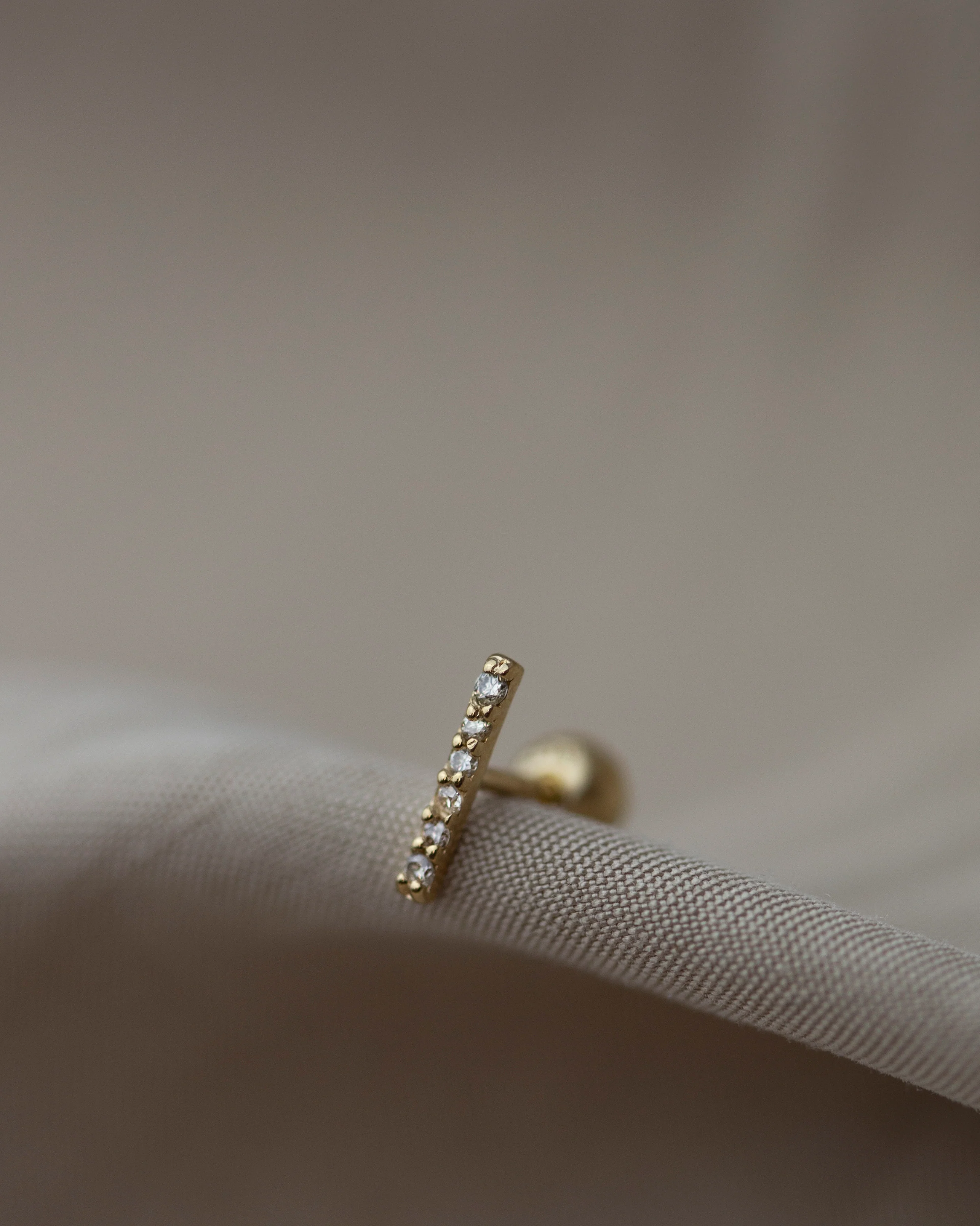 14k Diamond Bar Stud - Image 7
