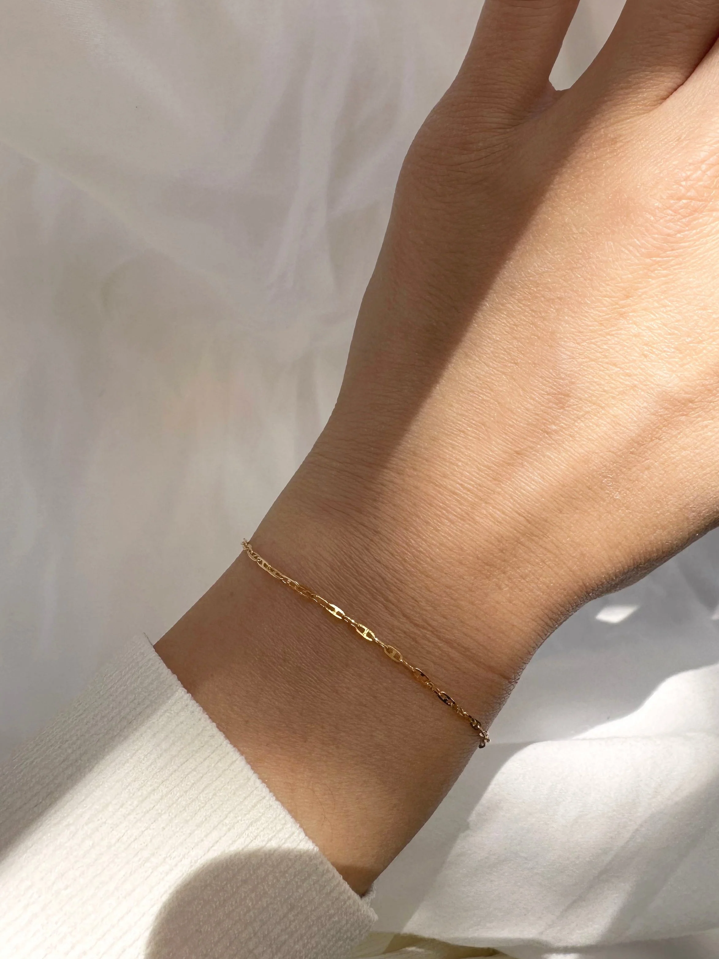 14k Gold Anchor Chain bracelet - Image 4