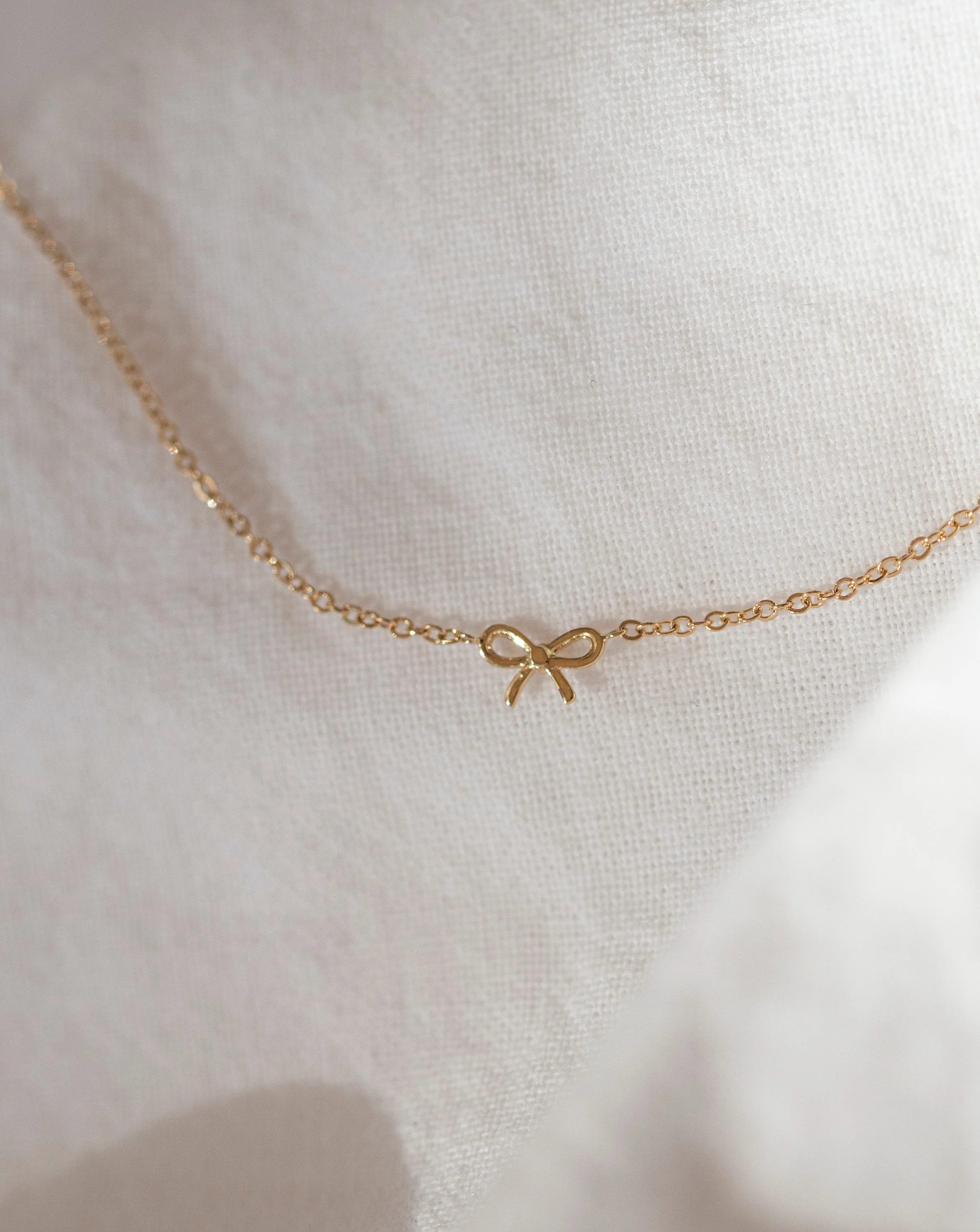14k Gold Dainty Bow Necklace - Image 4