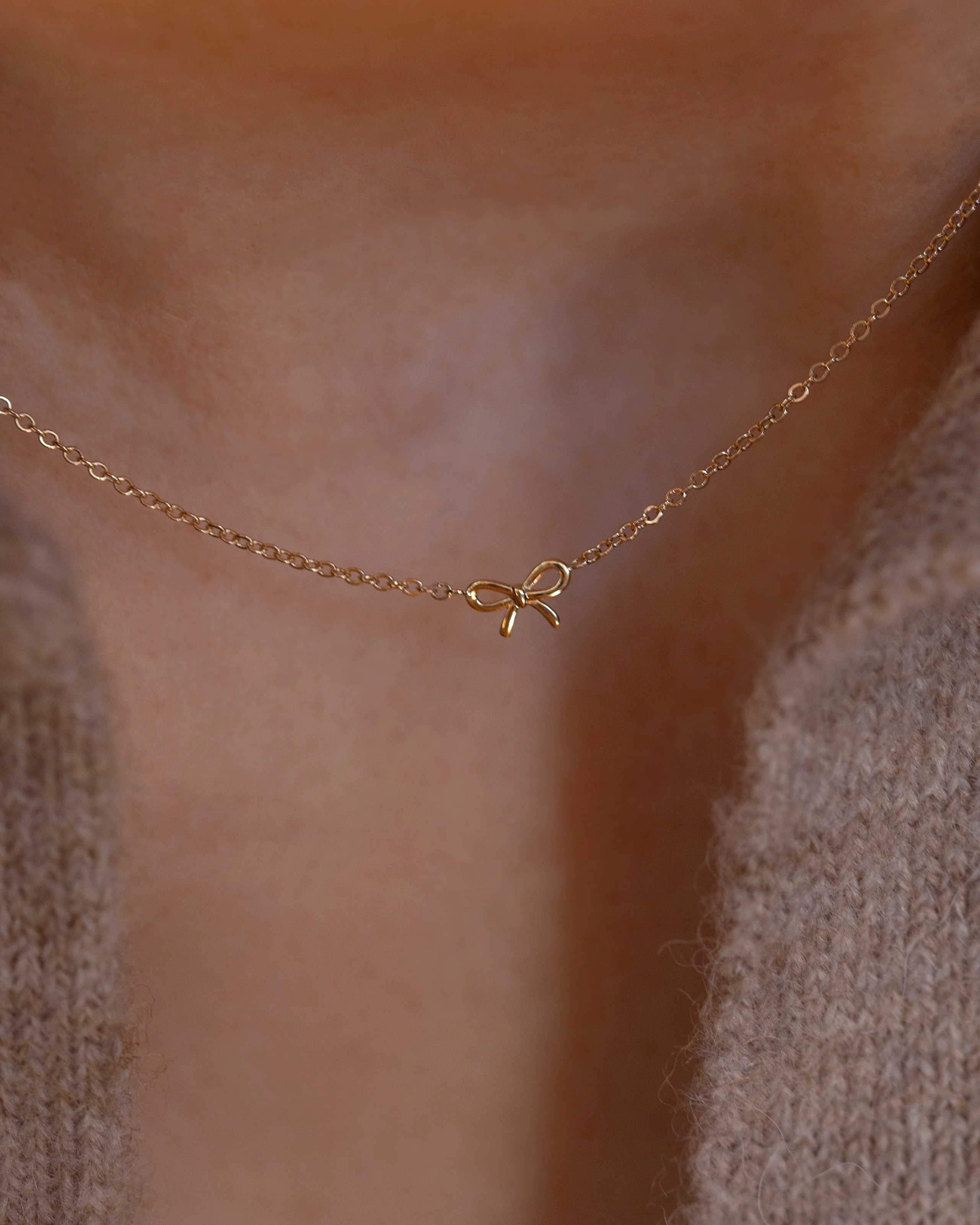 14k Gold Dainty Bow Necklace - Image 6