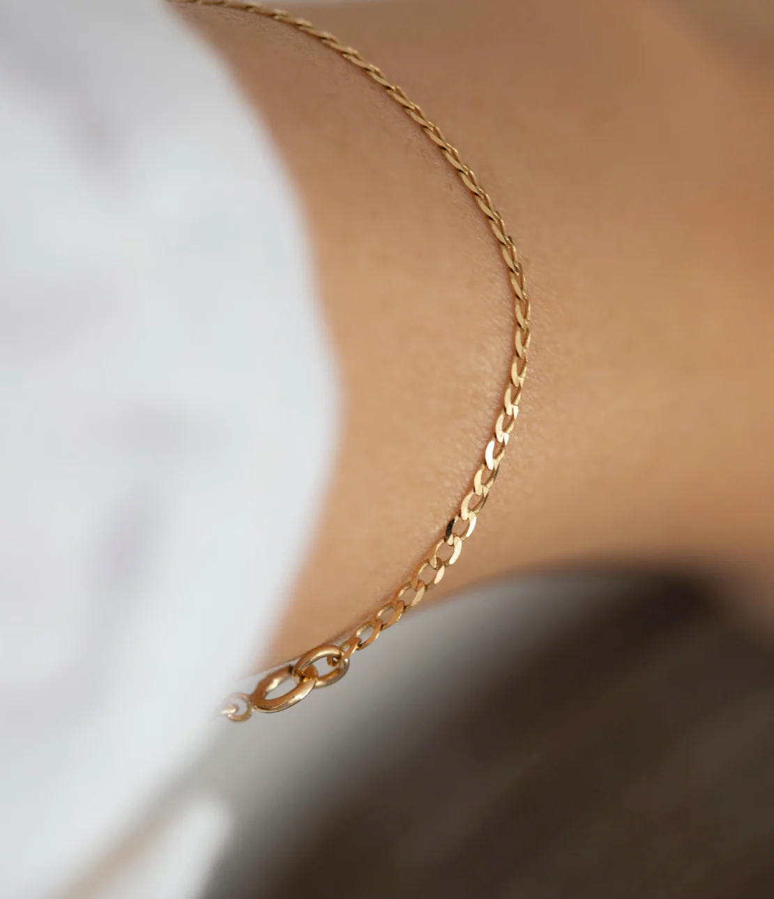 14k Gold Flat Curb Chain Bracelet - Image 2