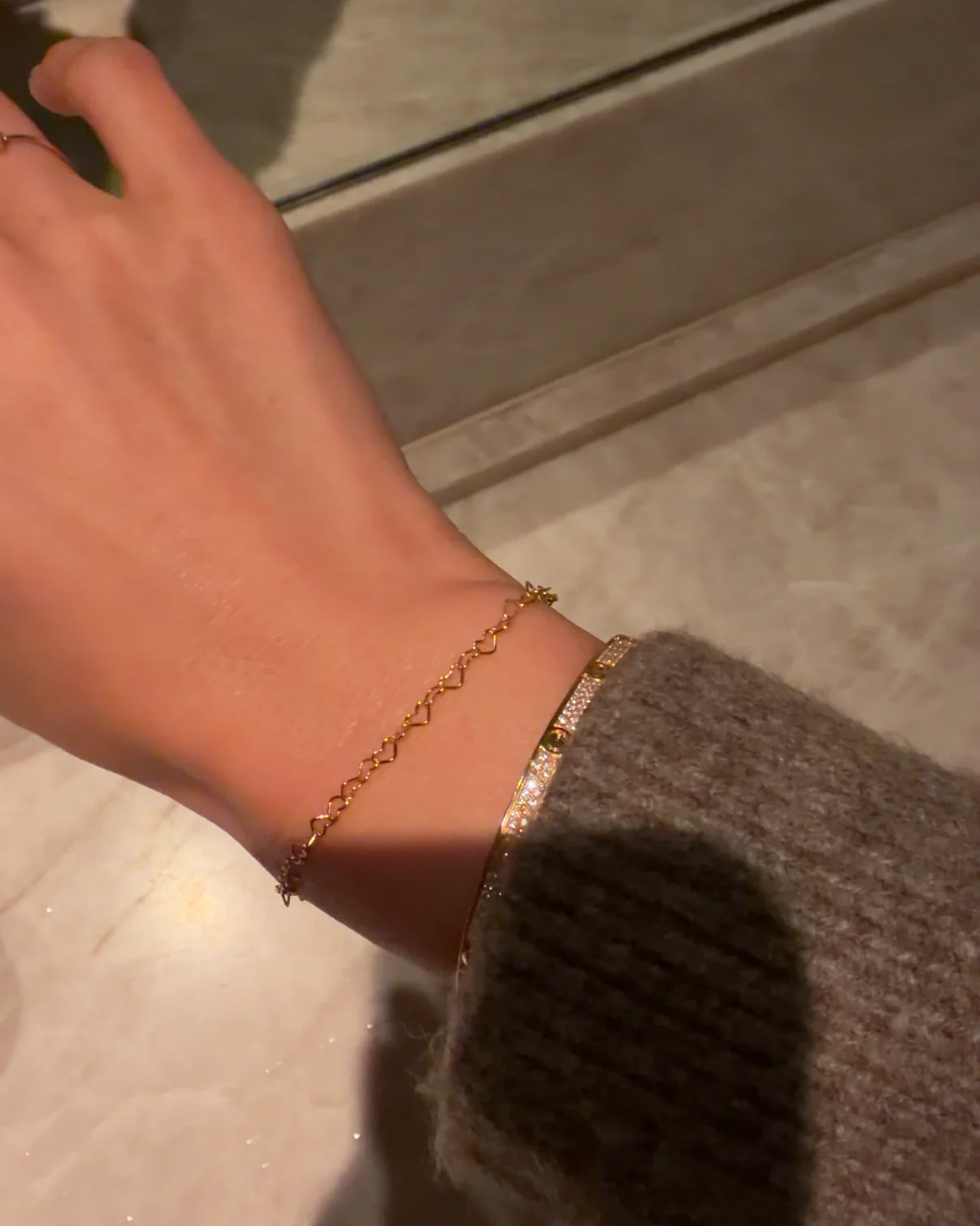 14K Gold Heart Chain Bracelet - Image 2