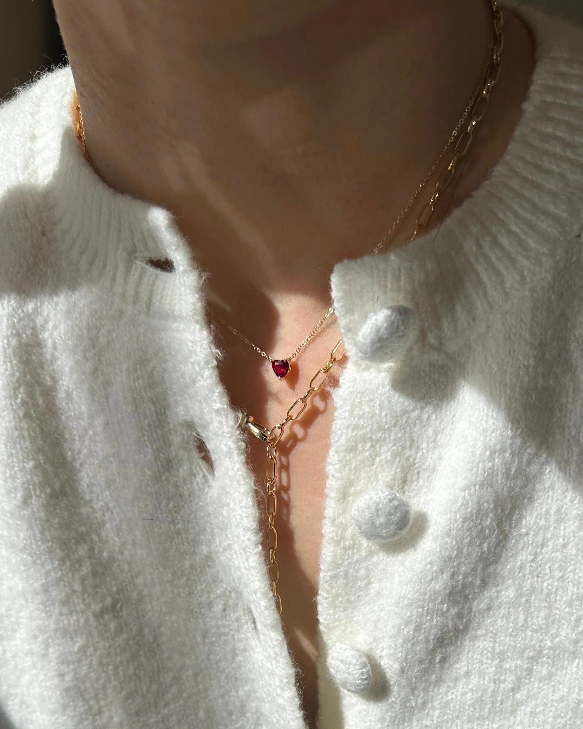 14k Gold Heart Shaped Garnet Necklace  - Image 5