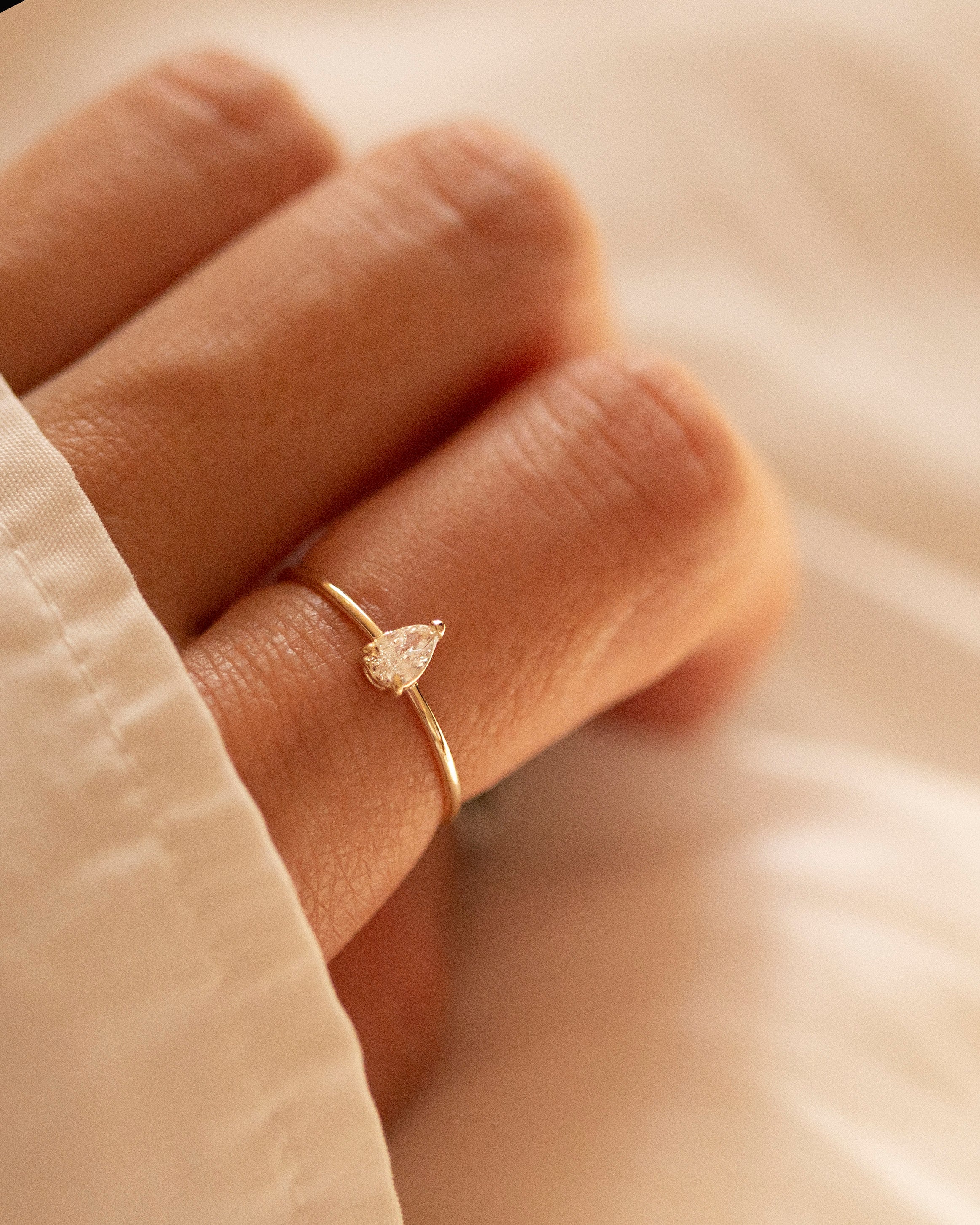 14K Gold Pear Lab Diamond Ring - Image 3
