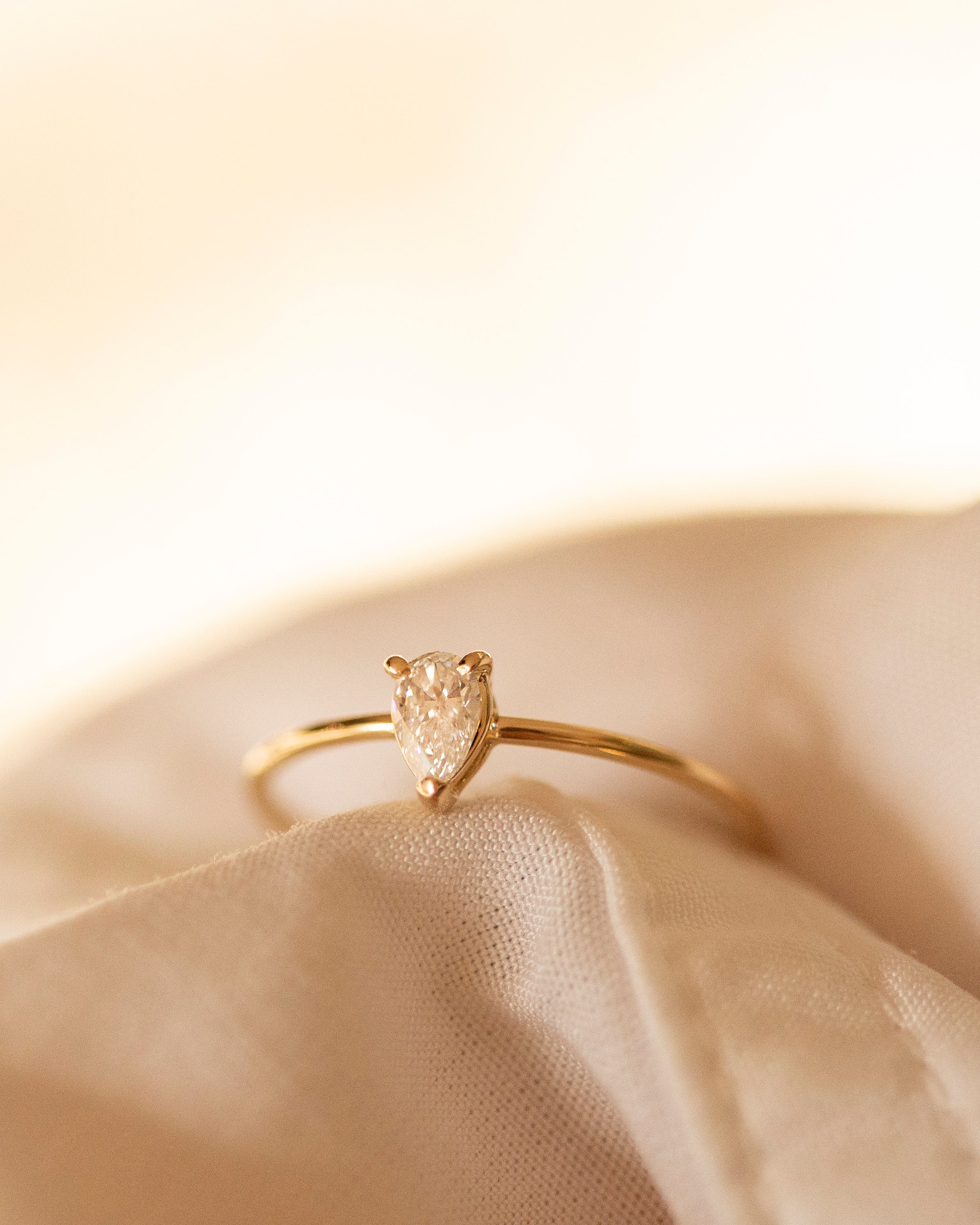14K Gold Pear Lab Diamond Ring - Image 5