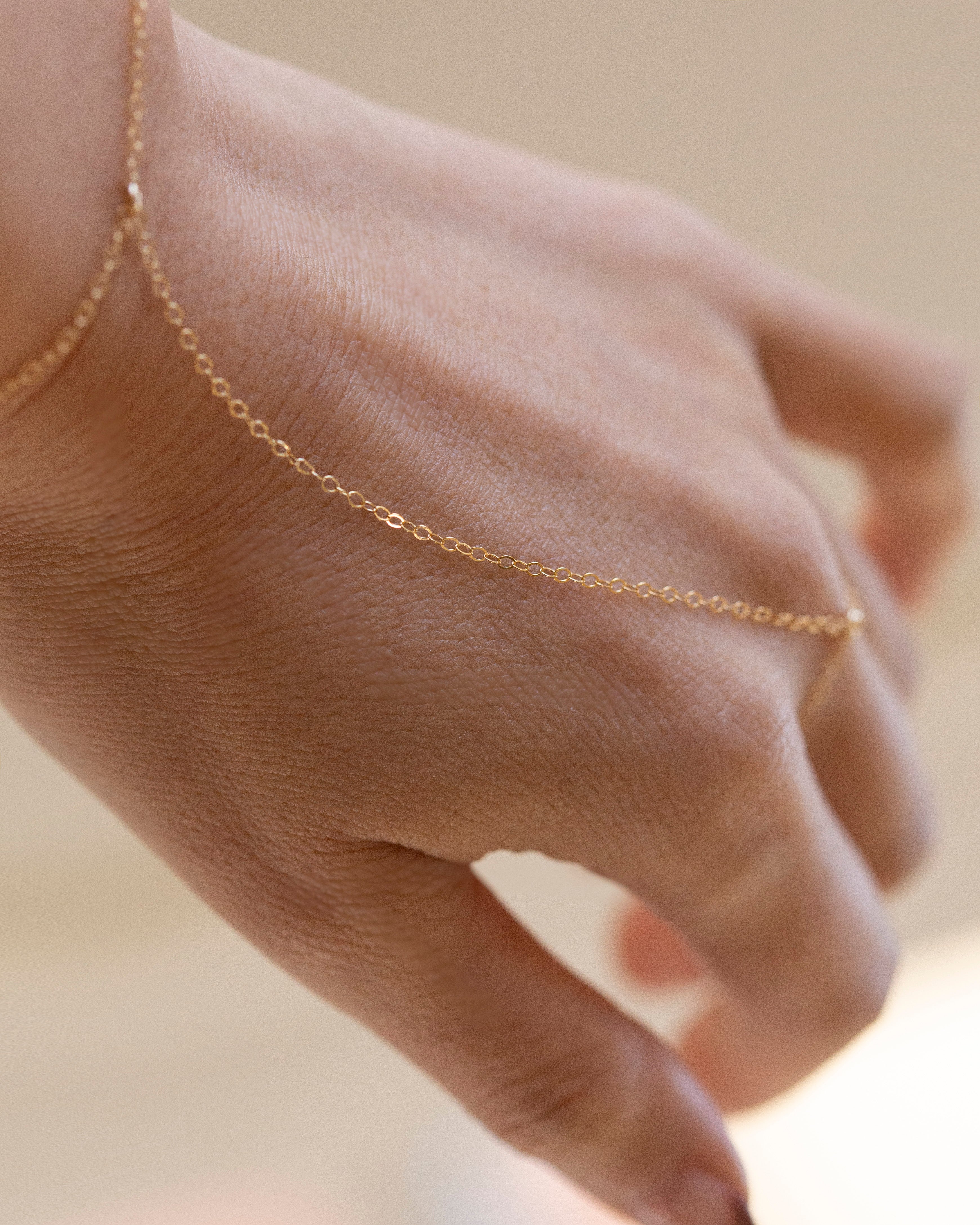 14k Gold Simple Hand Chain Bracelet