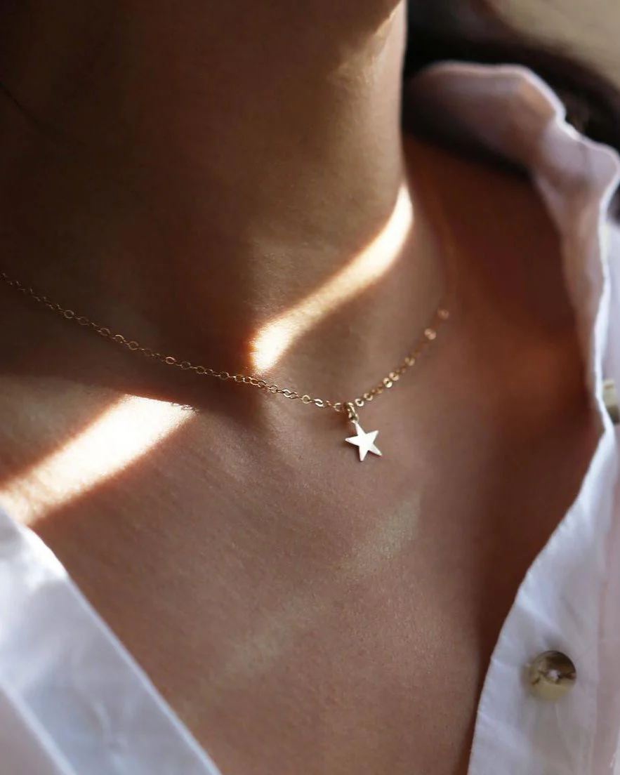 14K Gold Star Necklace - Image 2