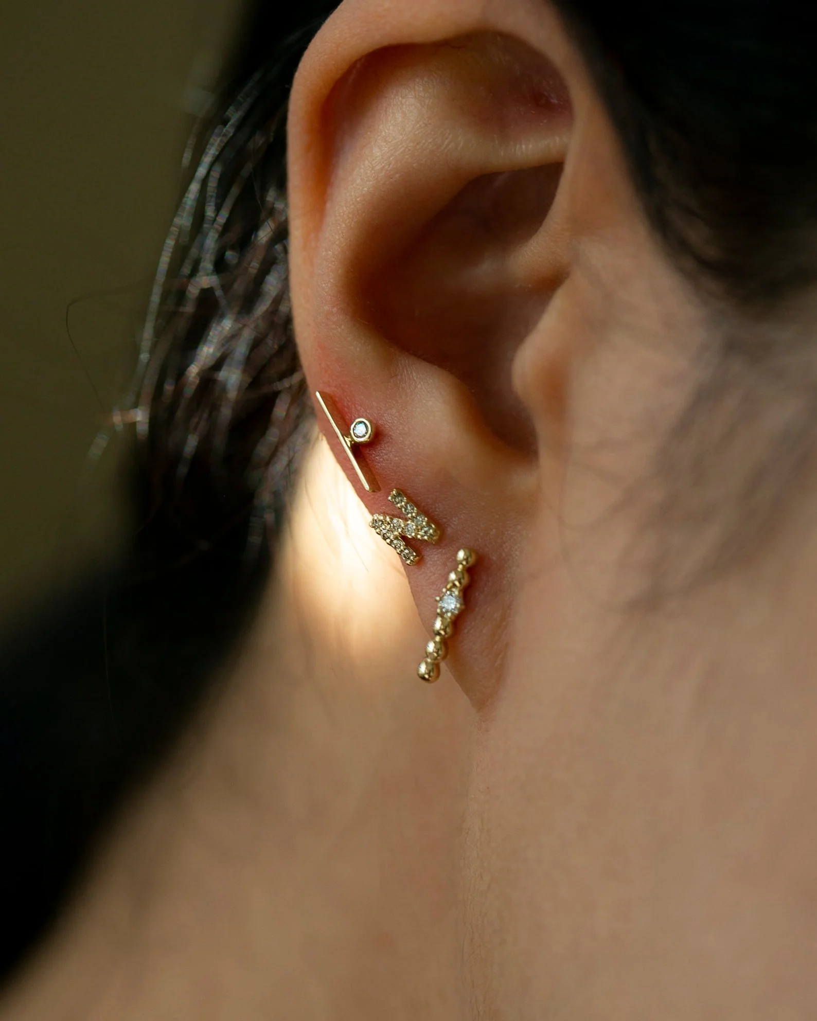 14k Lind bar studs with diamond accent - Image 4