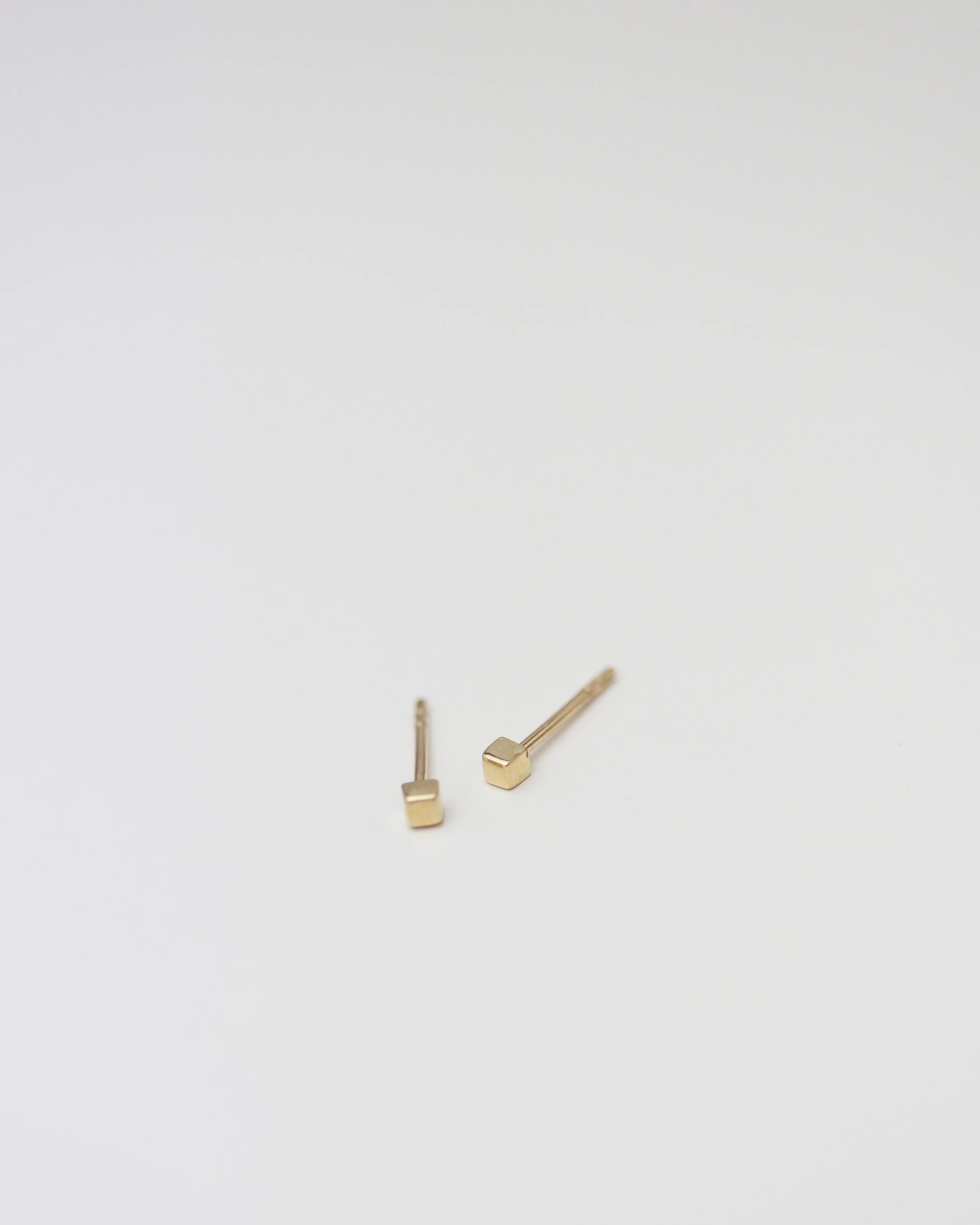 14K Mini Cube Stud Earrings - Image 3
