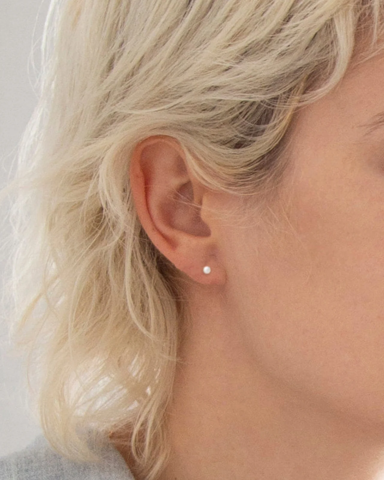 14k Mini Pearl Studs - Image 4
