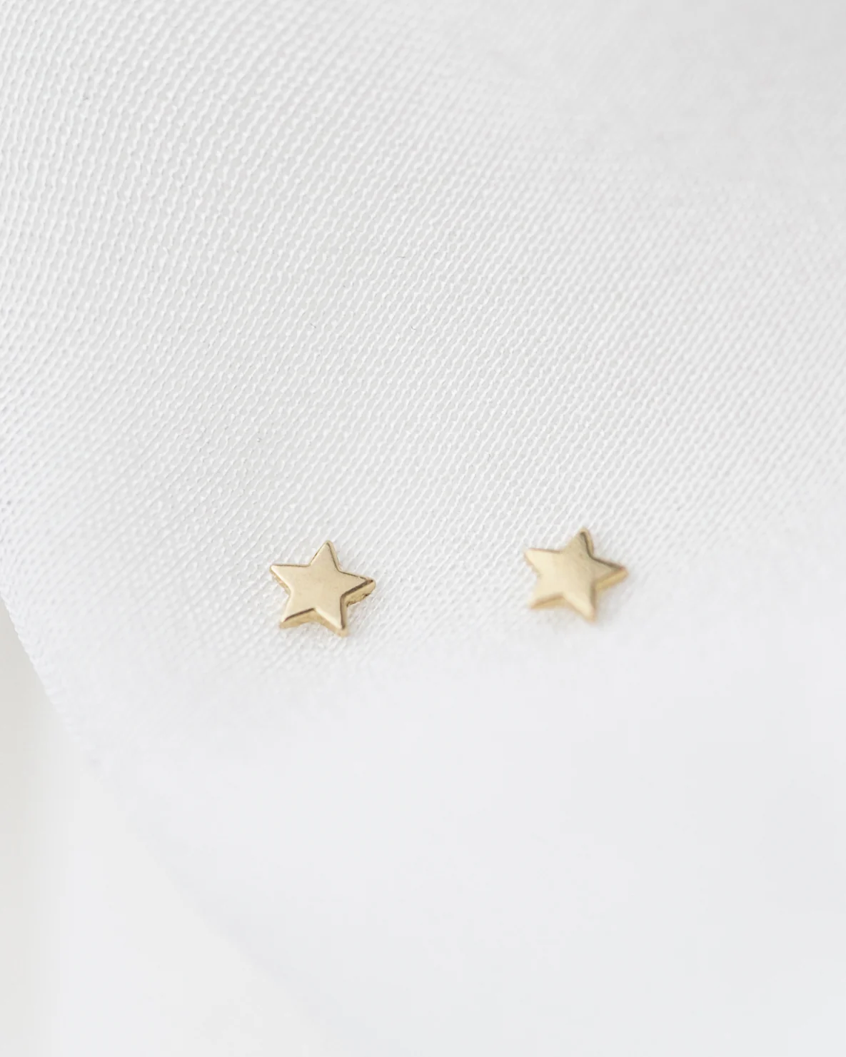 14K Mini Star Stud Earrings - Image 3