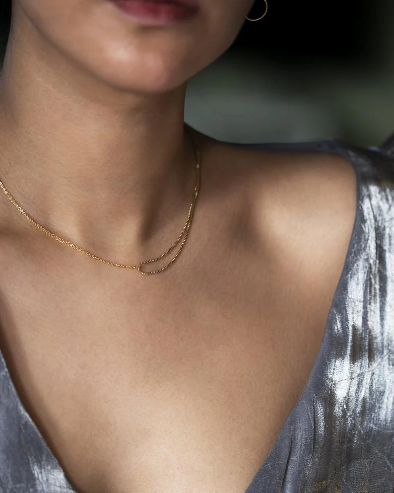 Chain link U Necklace - Image 3