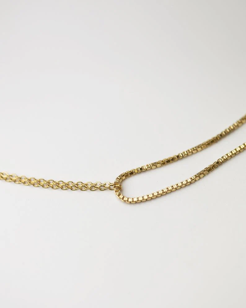 Chain link U Necklace - Image 4