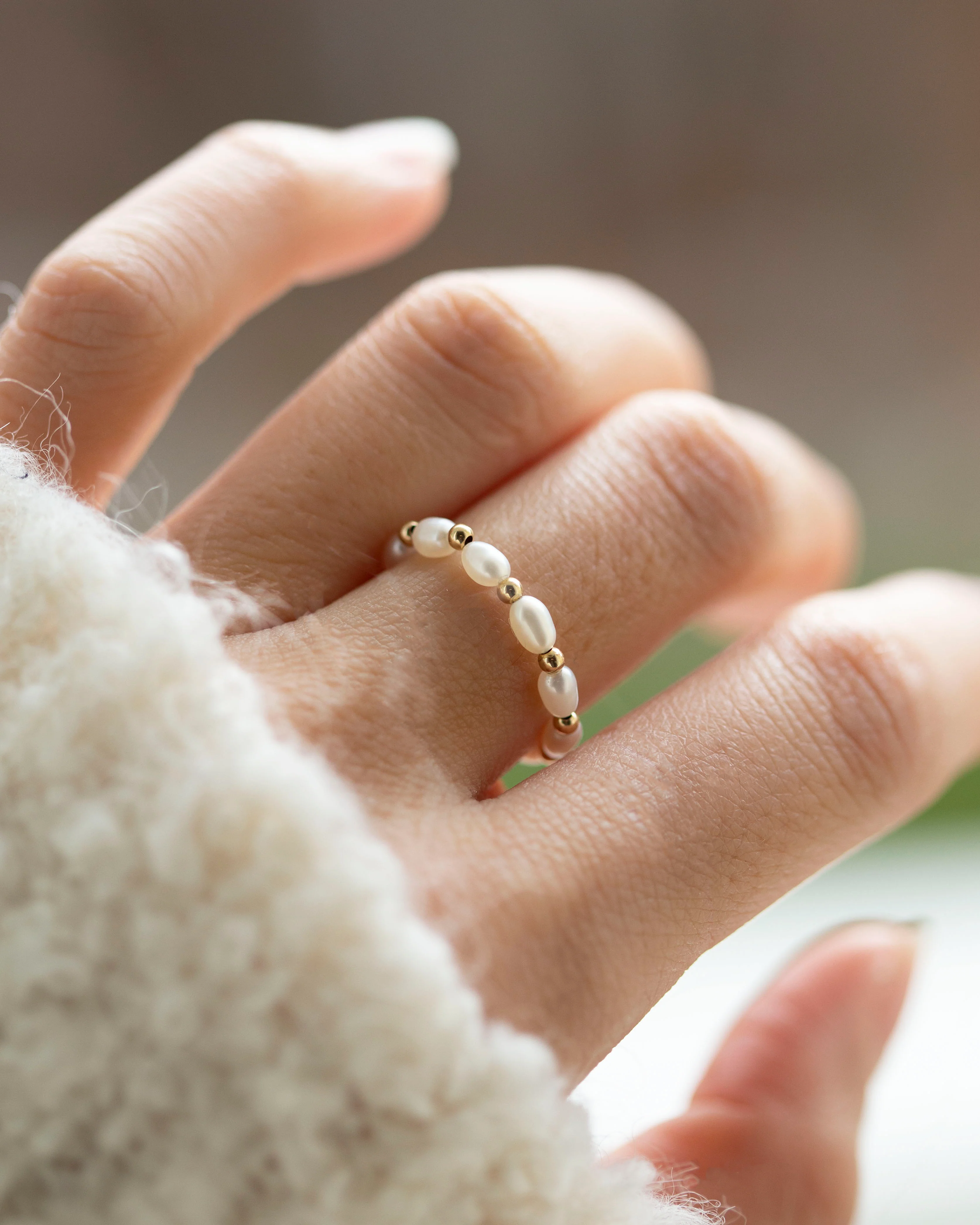 Baby Lotus Pearl Ring II - Image 4