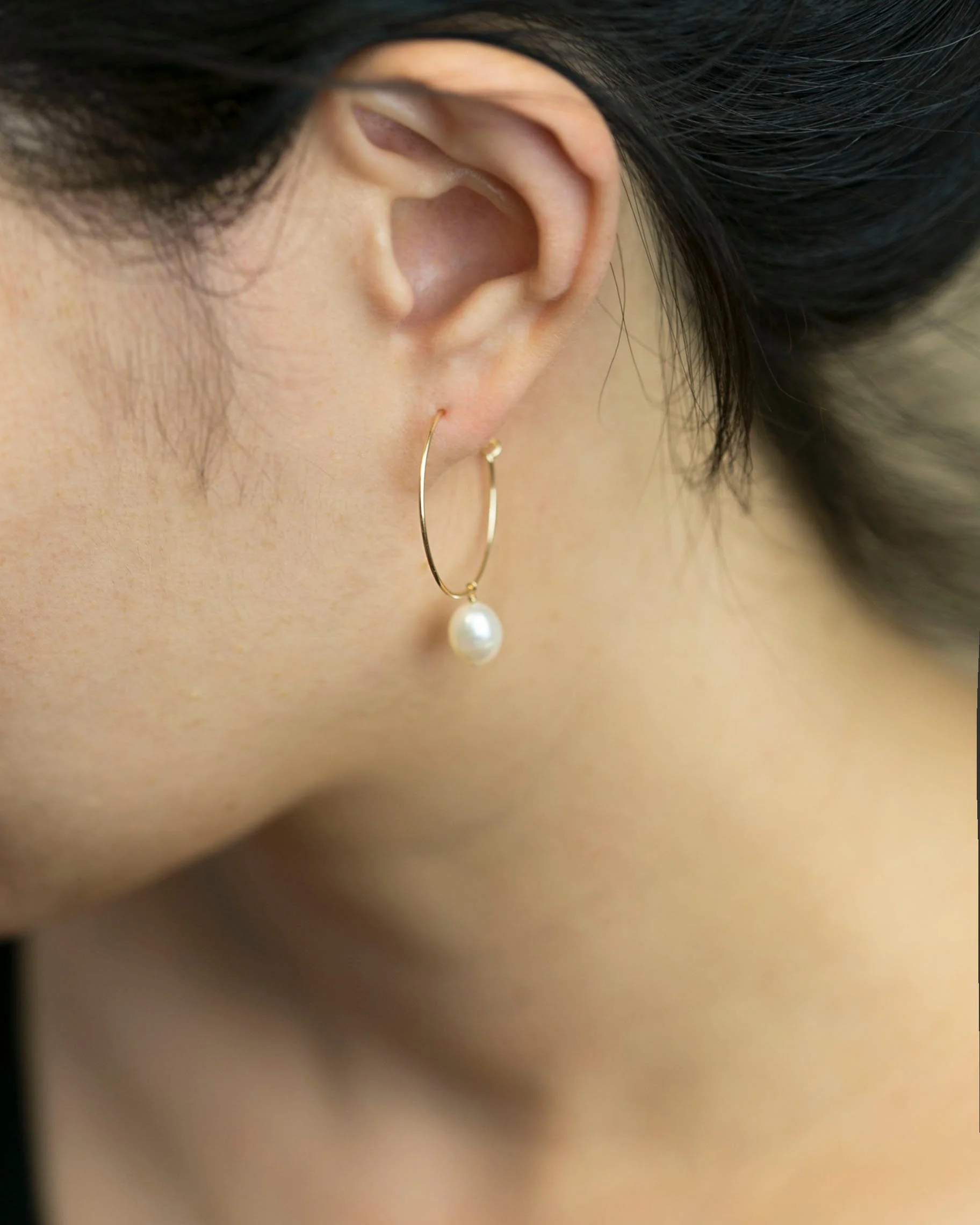 Freshwater Pearl Wire Hoop Earrings - Image 3