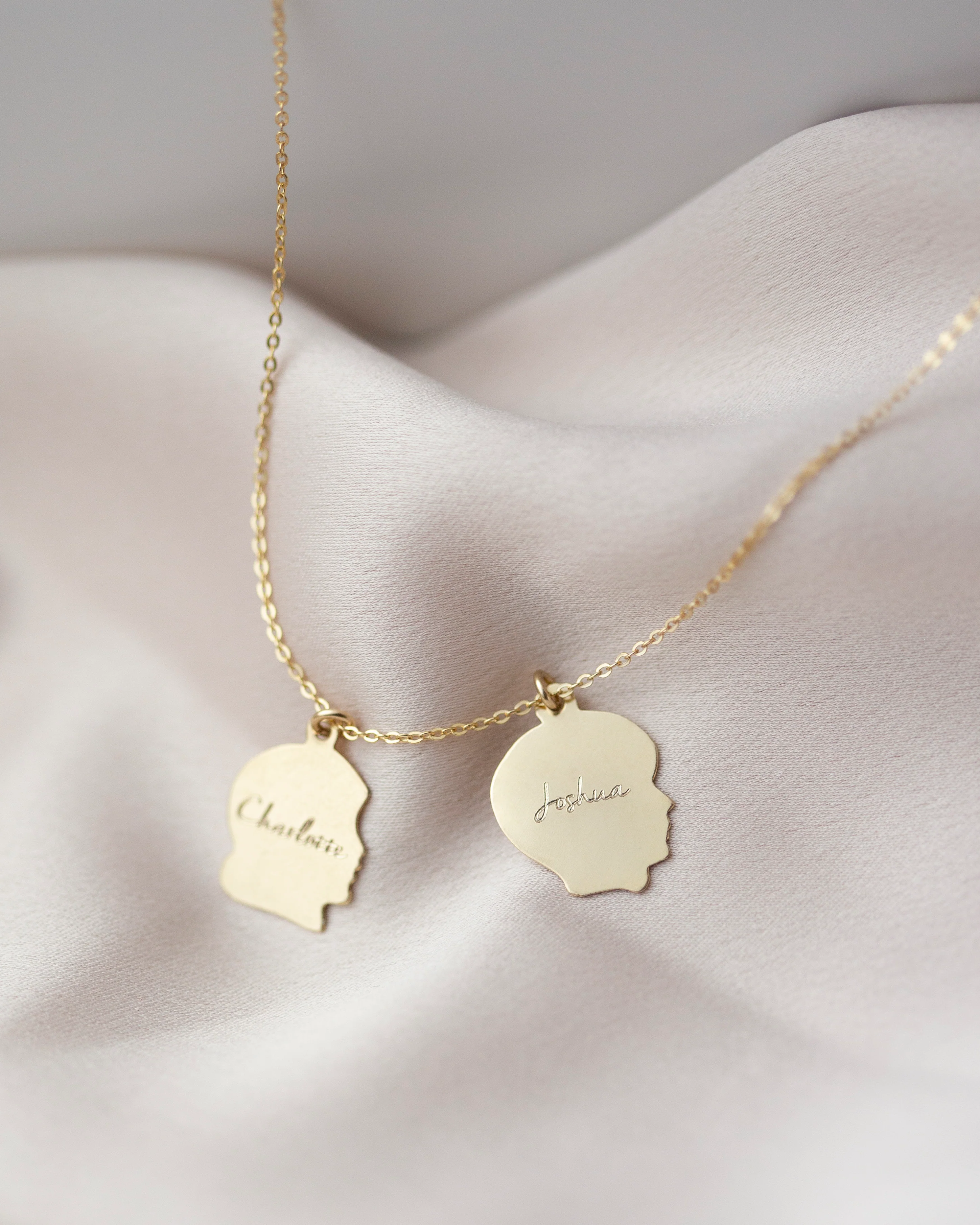 Kid's name Necklace - Image 3