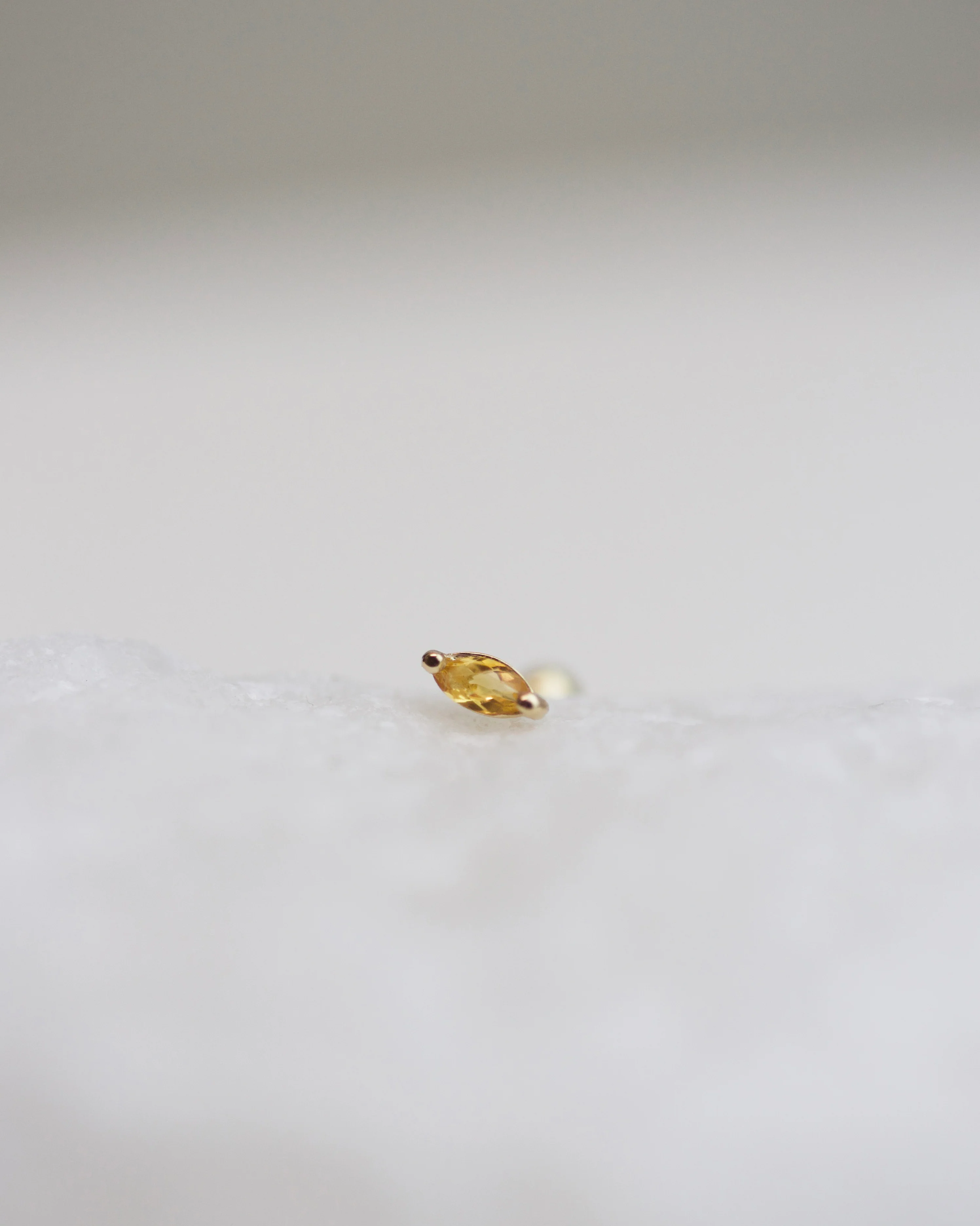 Marquise stud with ball screw backing - Image 3