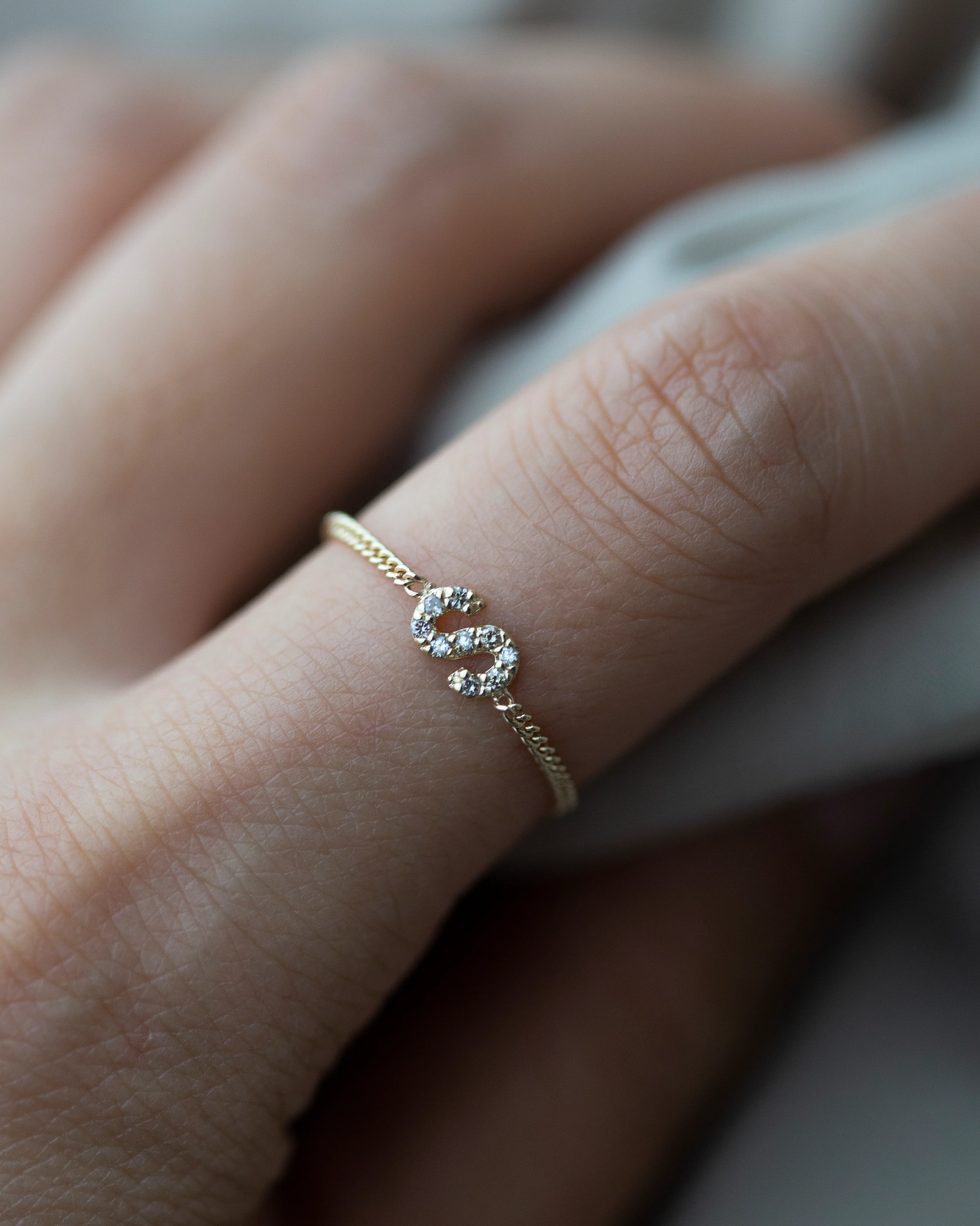Mini Diamonds letter Ring - Image 3