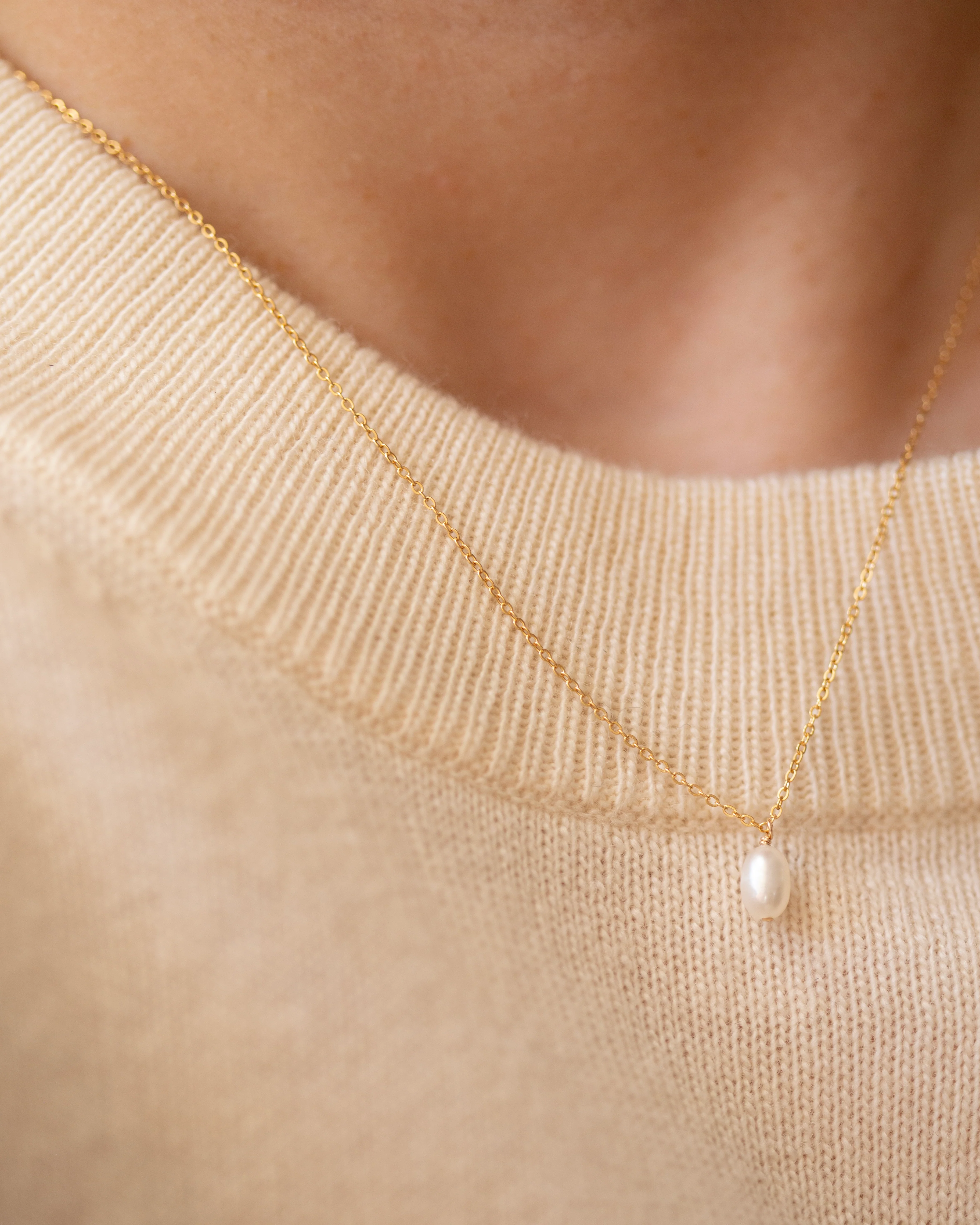 Mini Oval Pearl Drop Necklace - Image 3