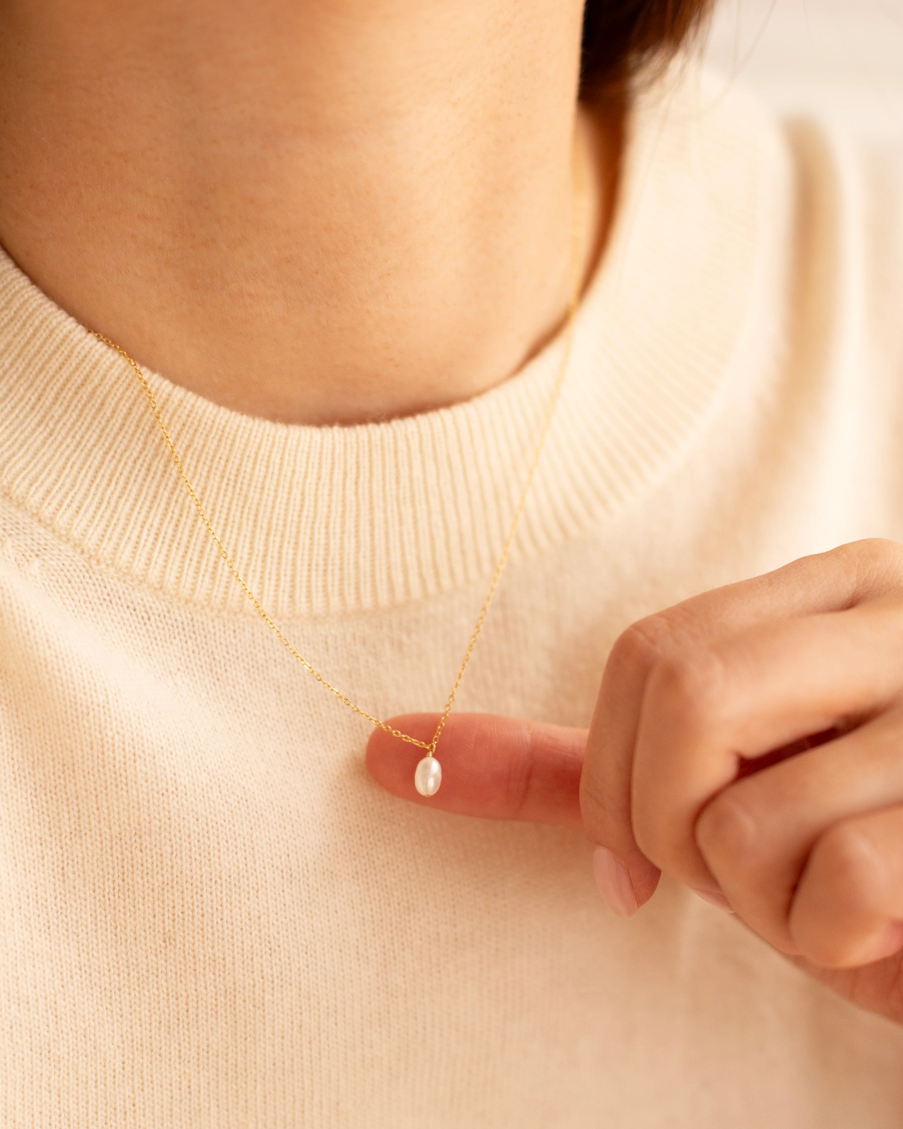 Mini Oval Pearl Drop Necklace - Image 4