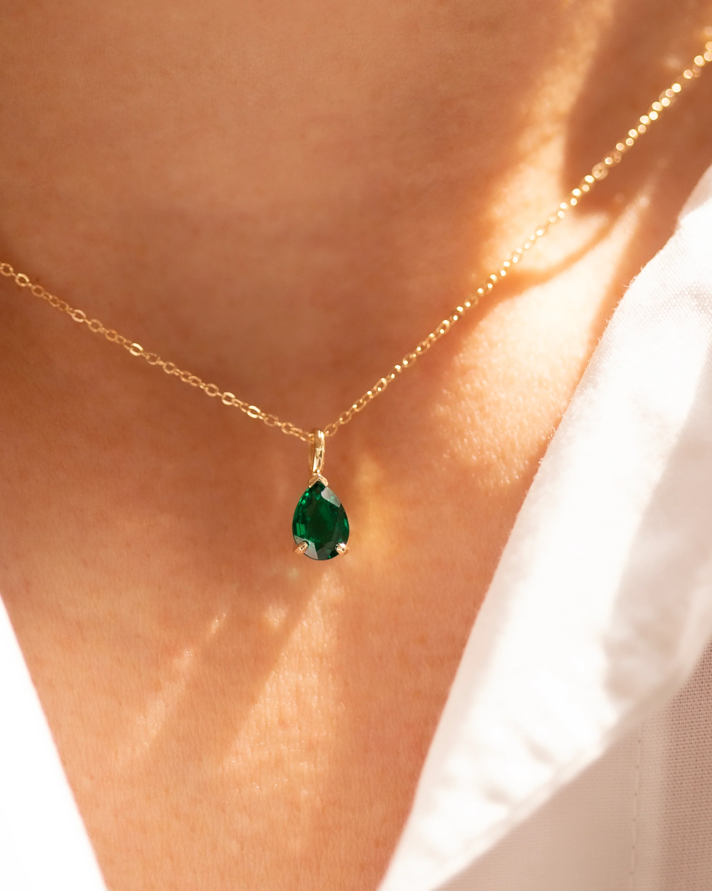Emerald Pear Pendant Necklace - Image 4