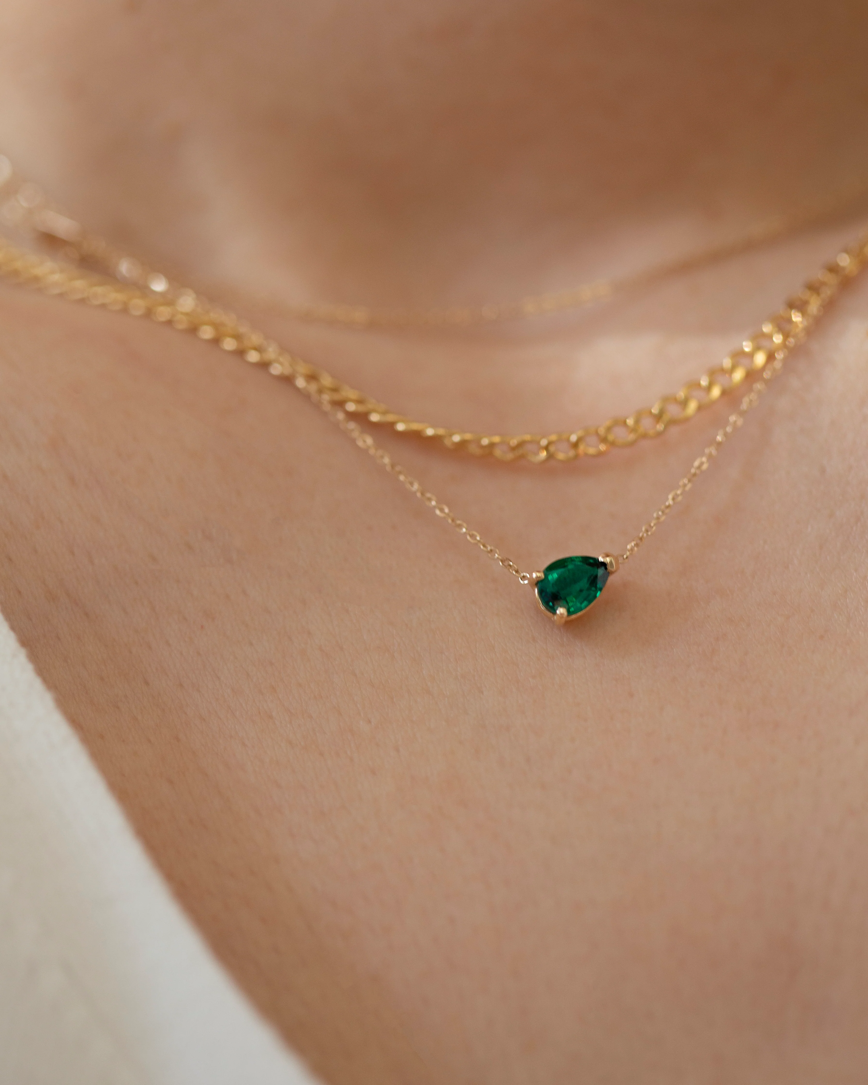 Pear Emerald Necklace in 14k Gold - Image 2