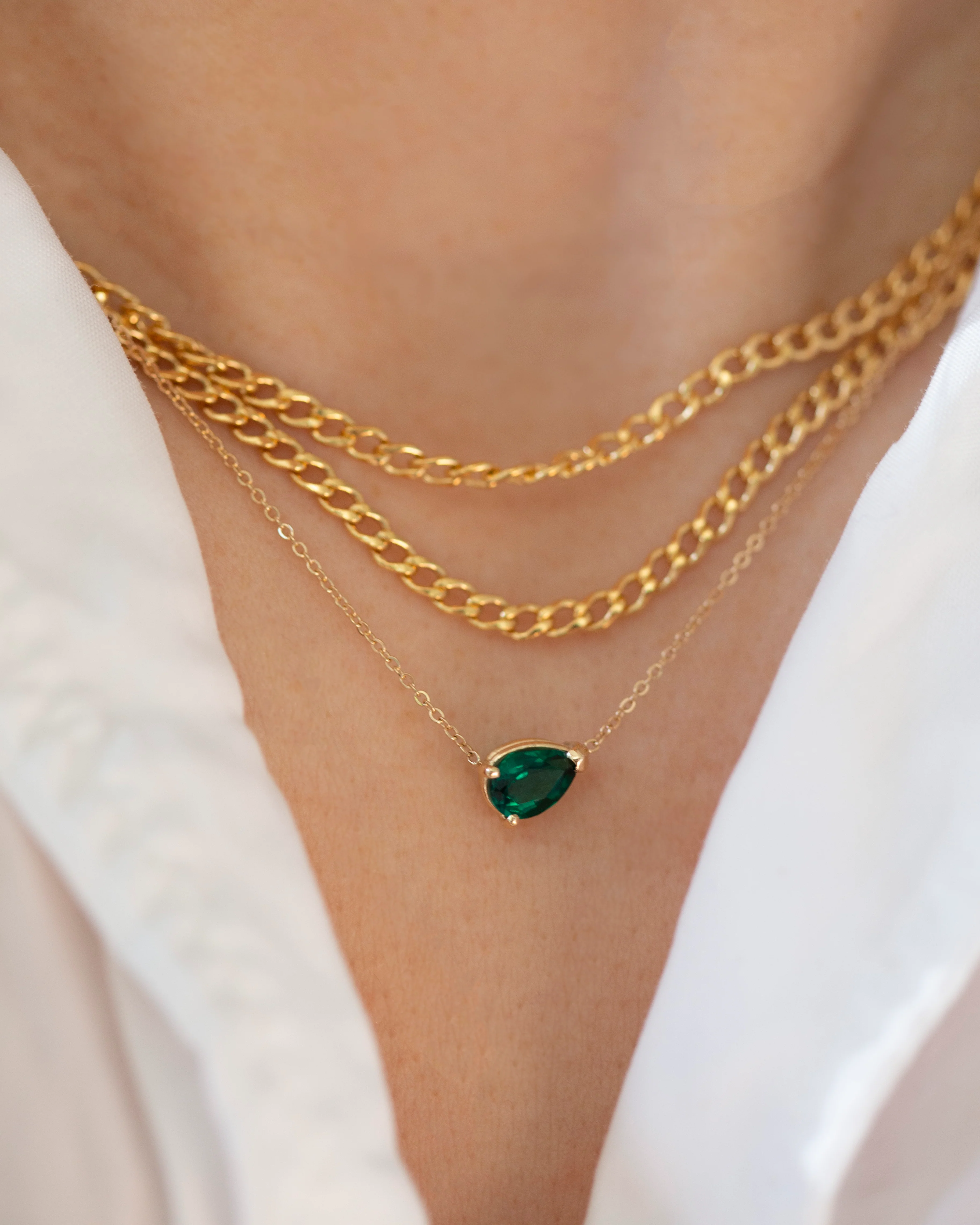 Pear Emerald Necklace in 14k Gold - Image 3