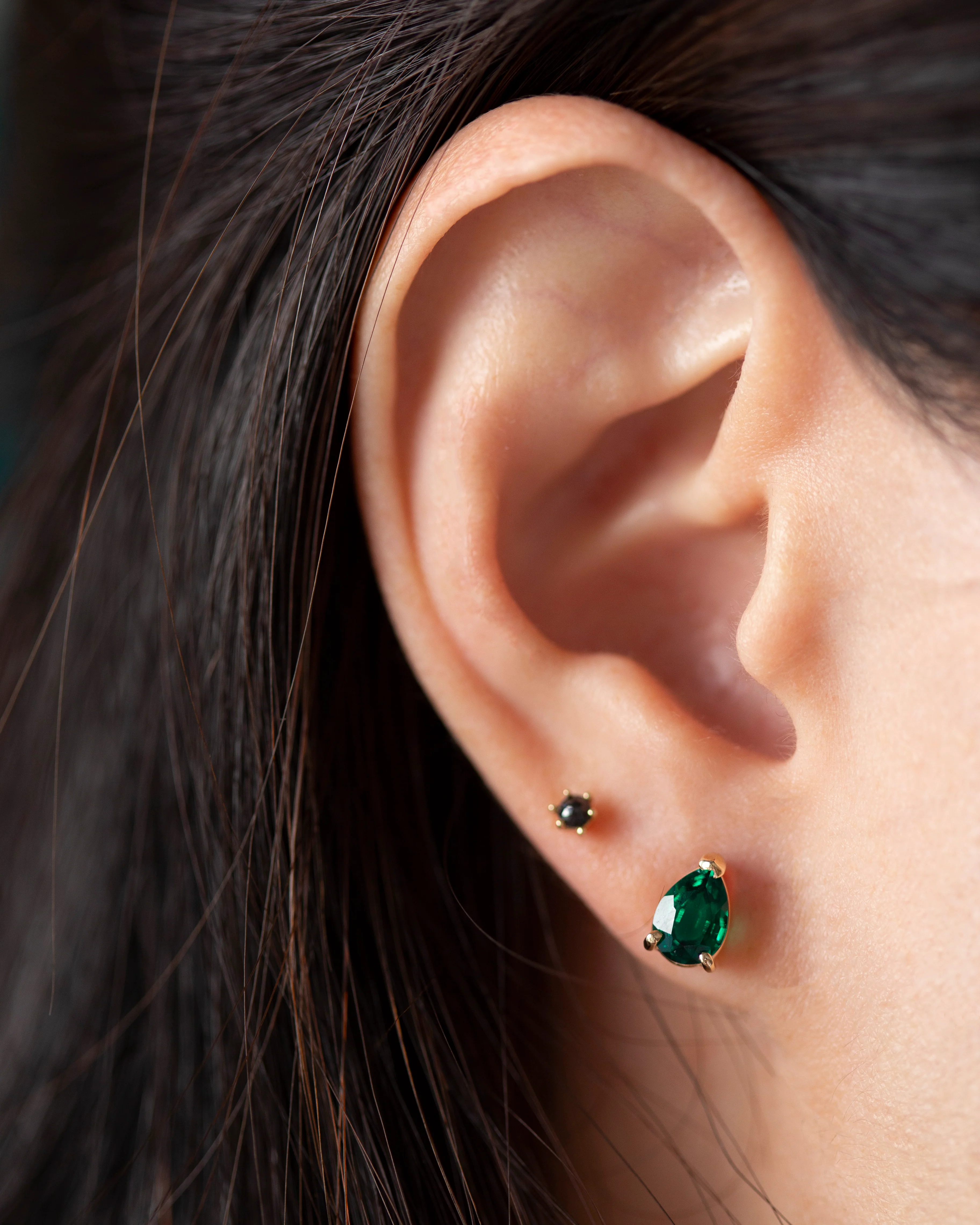 Pear Emerald Stud Earrings in 14k Gold - Image 3