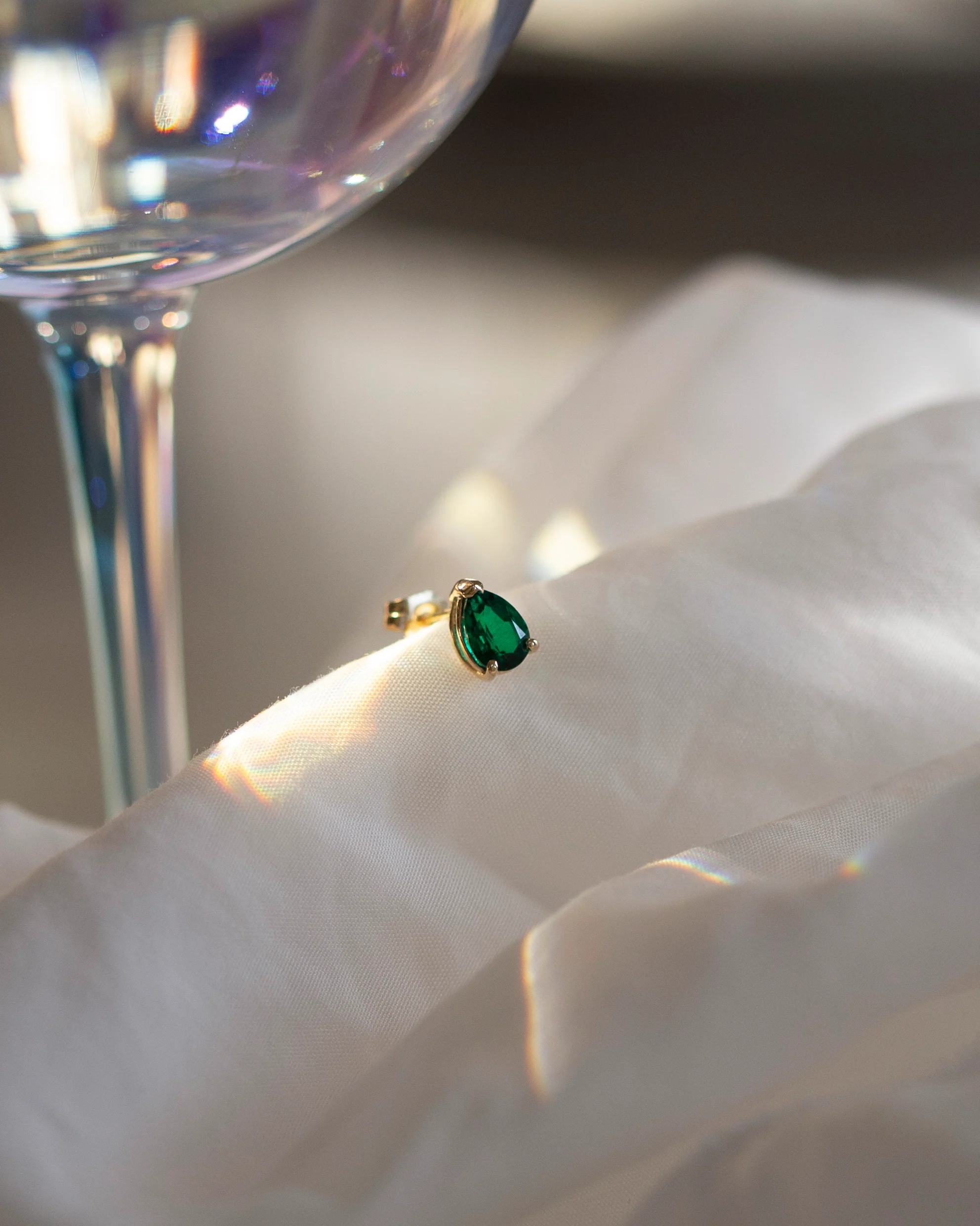 Pear Emerald Stud Earrings in 14k Gold - Image 5