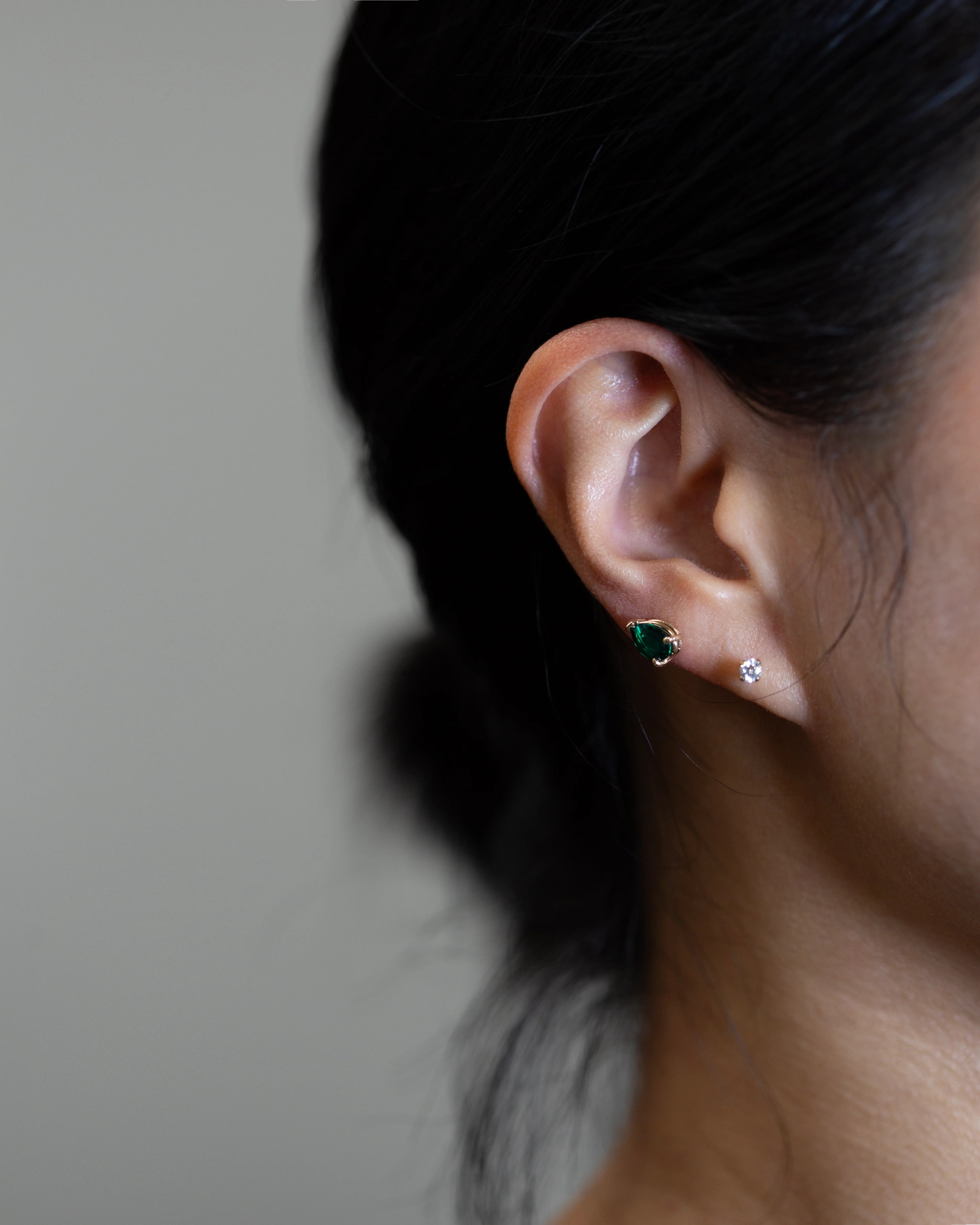 Pear Emerald Stud Earrings in 14k Gold - Image 8