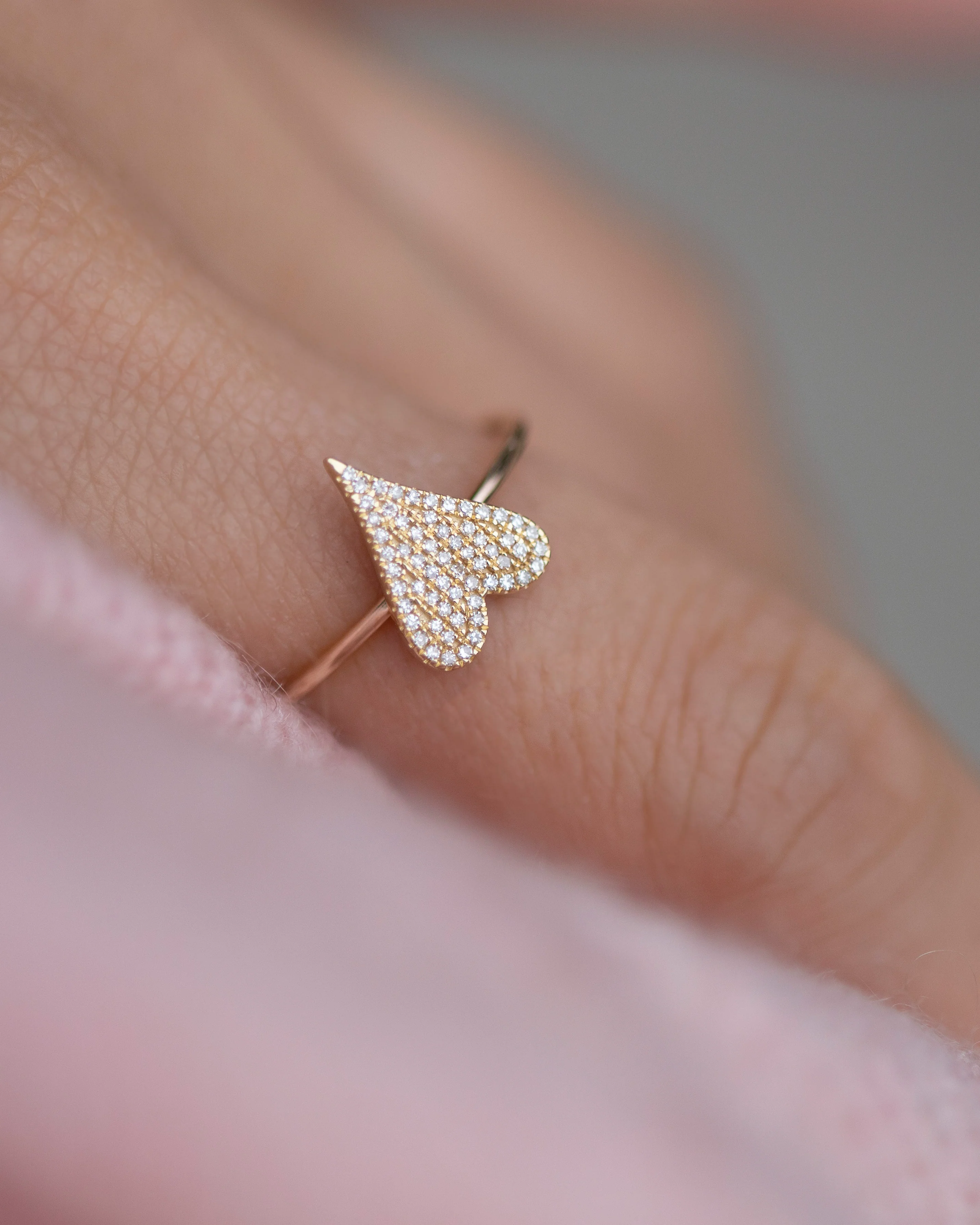 Small Pave Heart Diamond ring - Image 3
