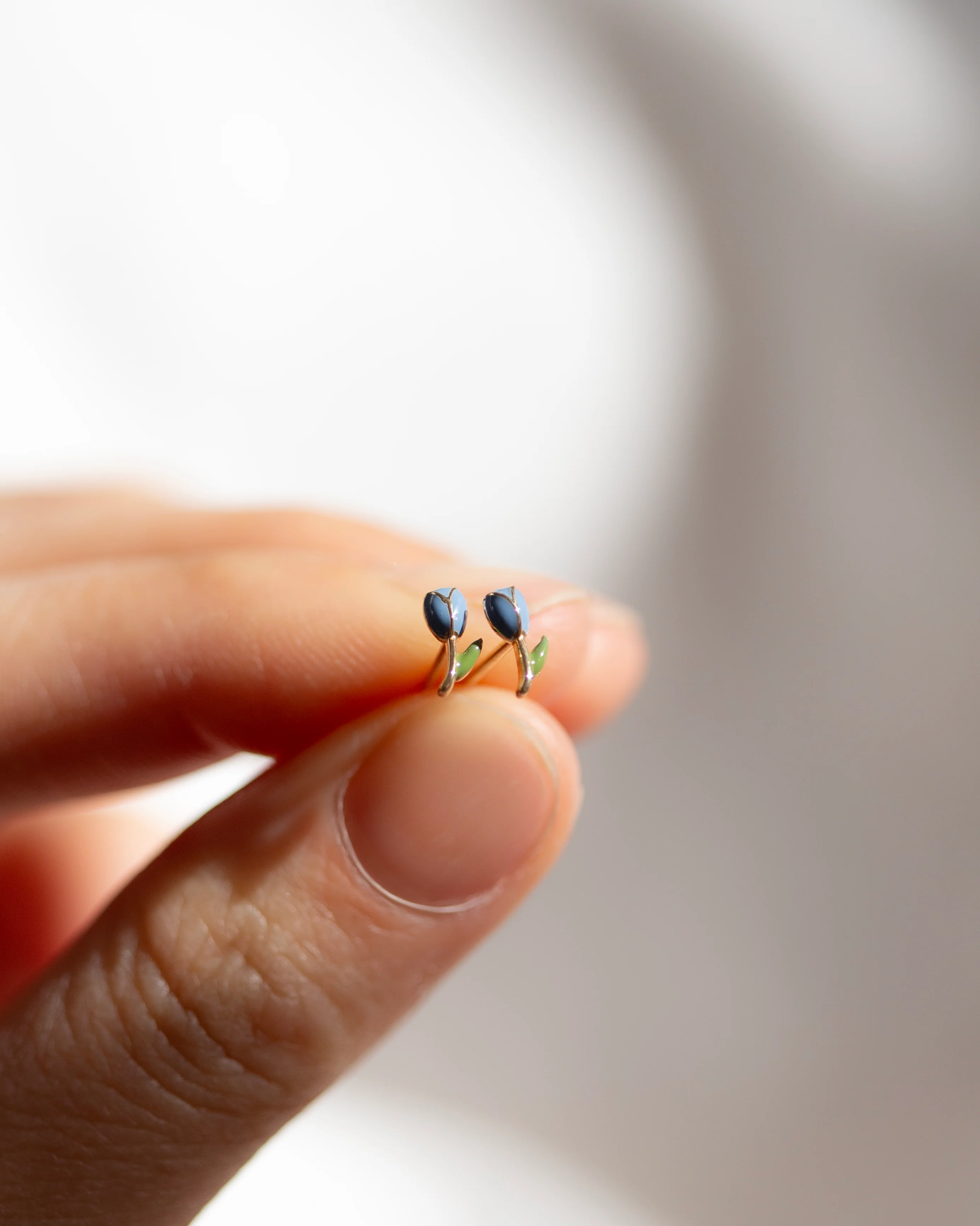 Tulip Stud Earrings - Image 3