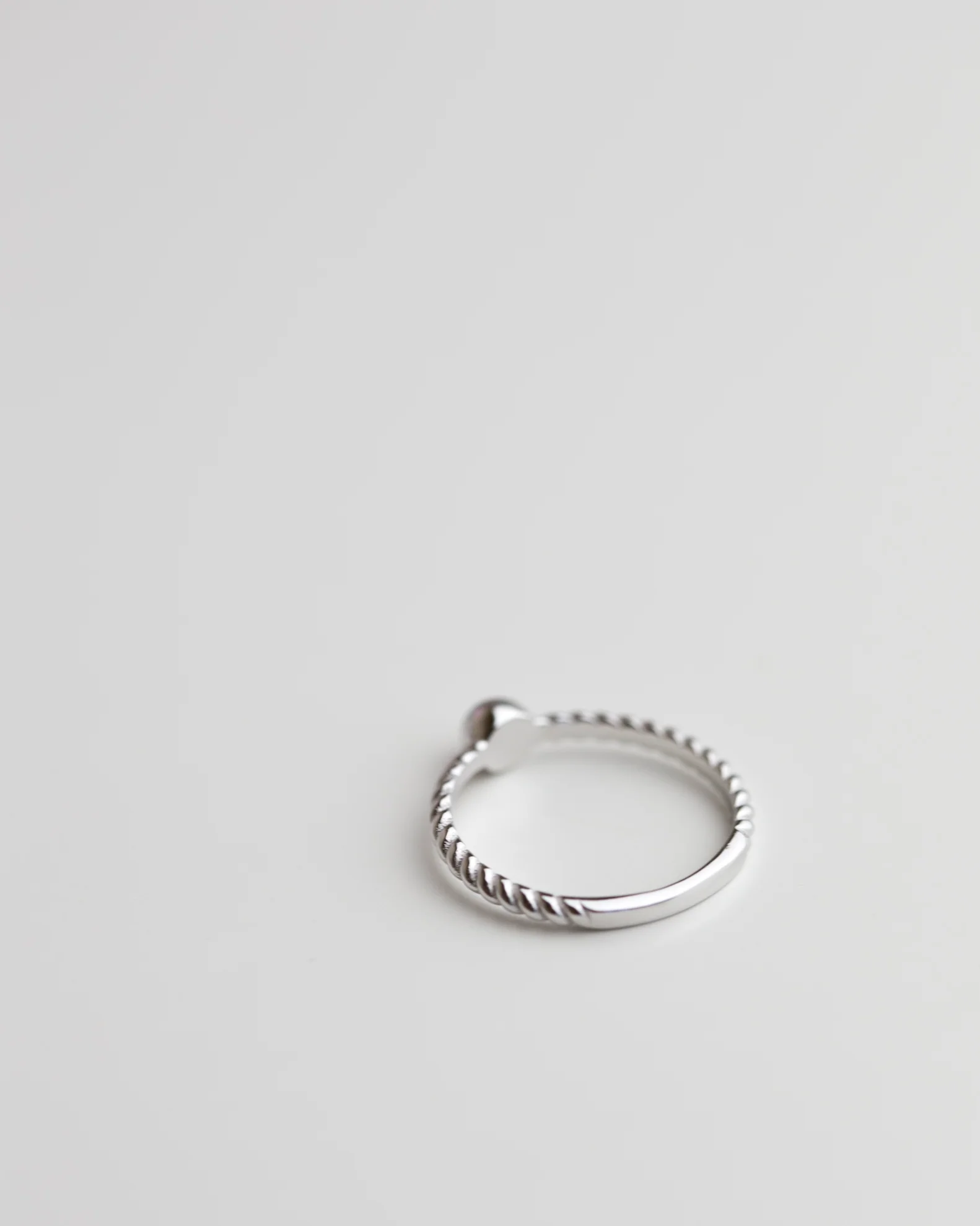 Twisted O Ring - Image 4
